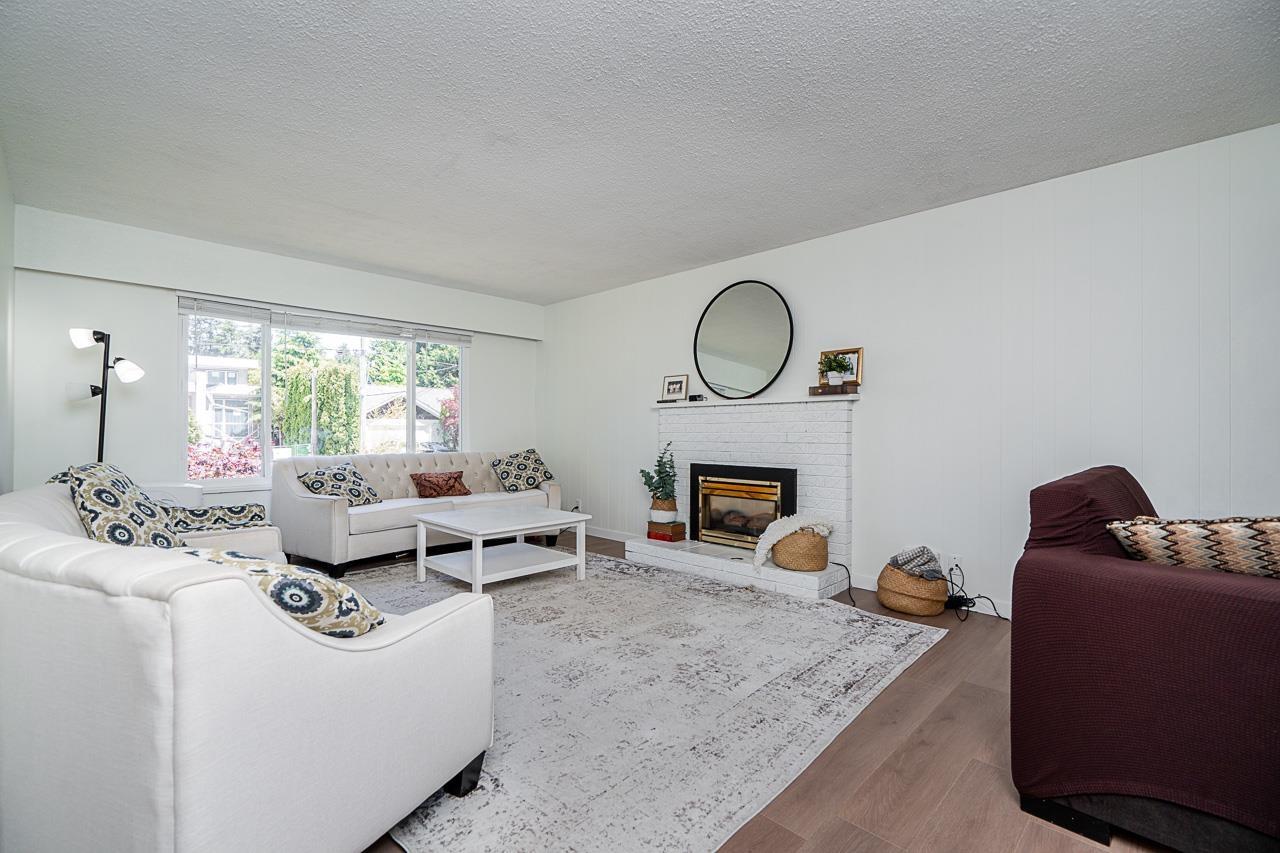 13728 Blackburn Avenue, White Rock, British Columbia  V4B 2Y8 - Photo 6 - R3011882