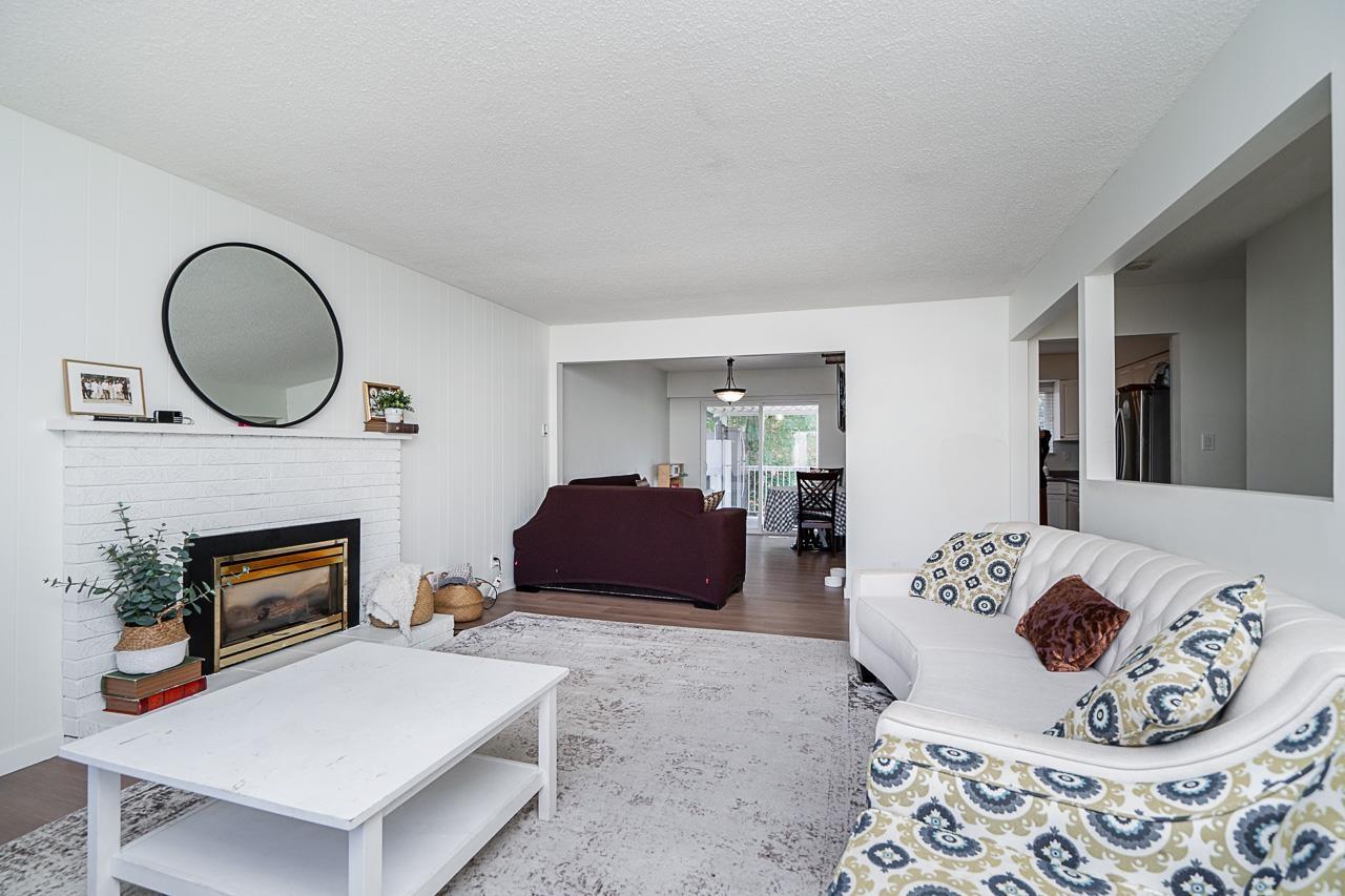 13728 Blackburn Avenue, White Rock, British Columbia  V4B 2Y8 - Photo 7 - R3011882