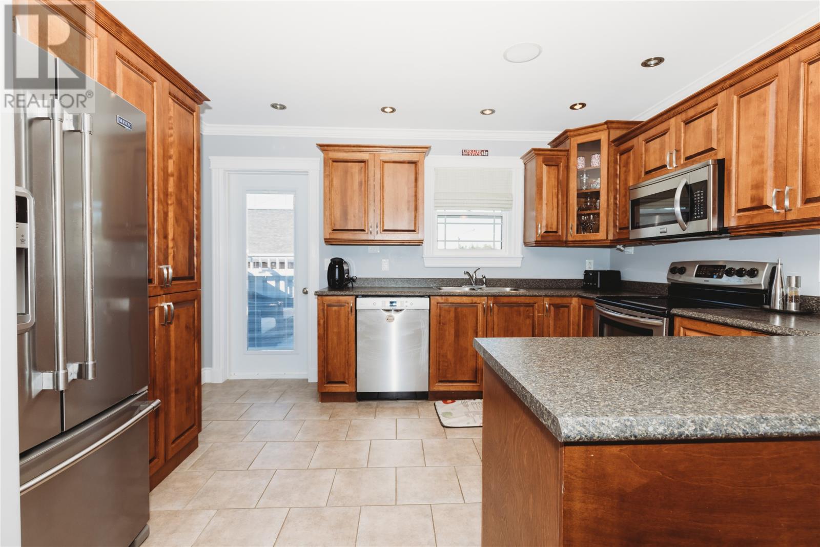 18 Woodrow Avenue, Corner Brook, Newfoundland & Labrador  A2H 7V7 - Photo 7 - 1285987