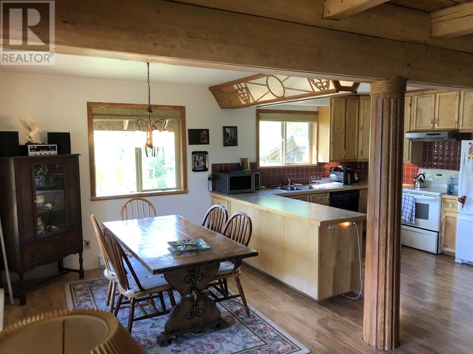 3538 Sellars Road, 100 Mile House, British Columbia  V0K 1M0 - Photo 11 - R3008945