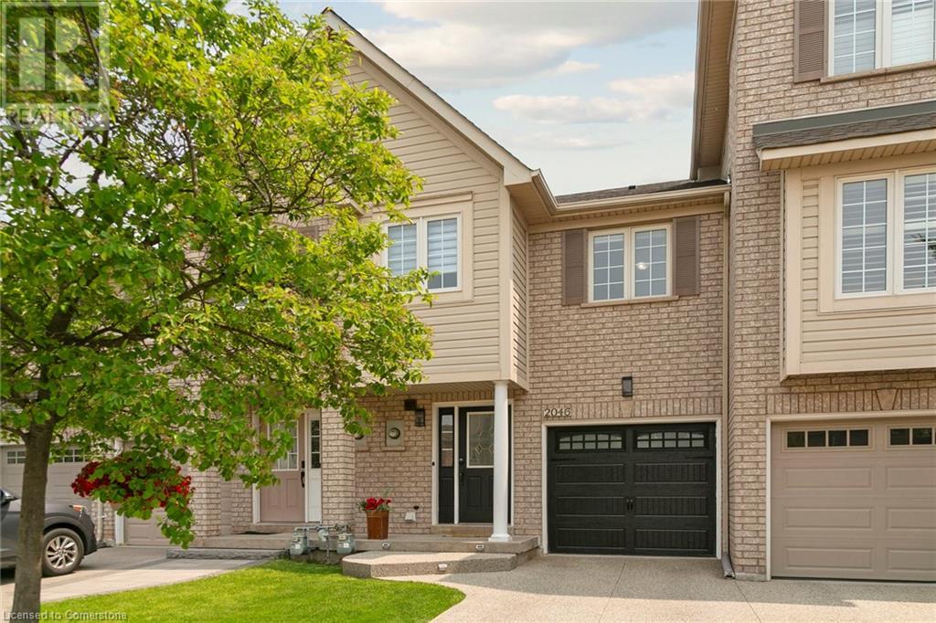 Property at 2046 GLENHAMPTON Road image 2