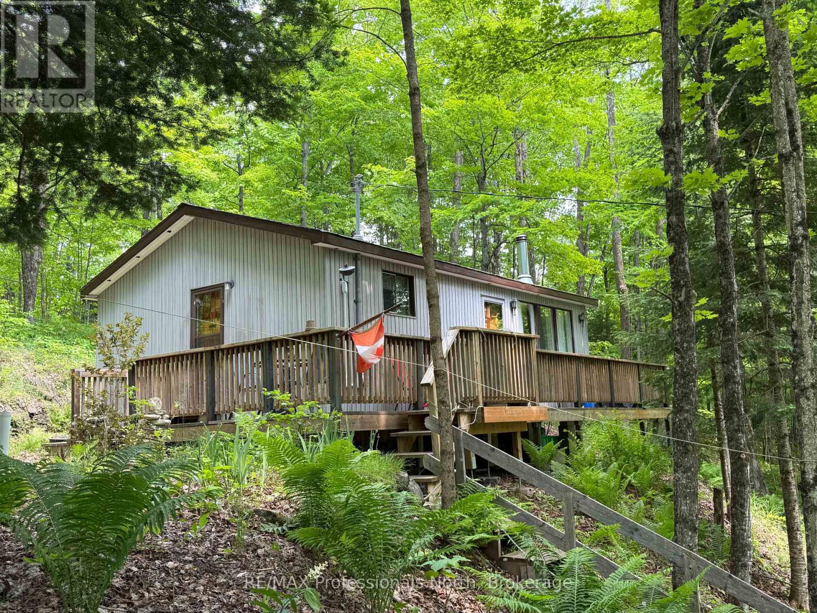 1025 Manitou Road, Dysart Et Al, Ontario  K0M 1S0 - Photo 18 - X12088091