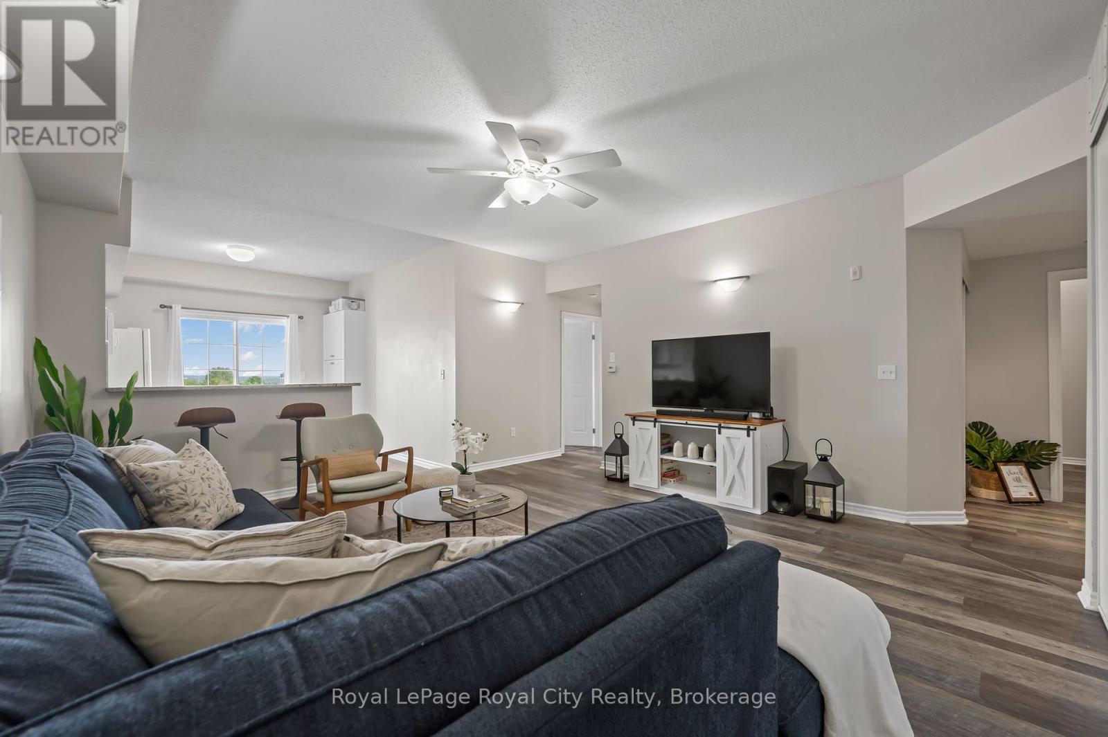 Property at 408 - 308 WATSON PARKWAY N image 3