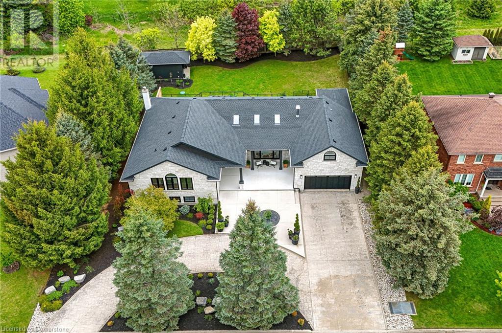 Property at 98 MANNHEIM Crescent image 3