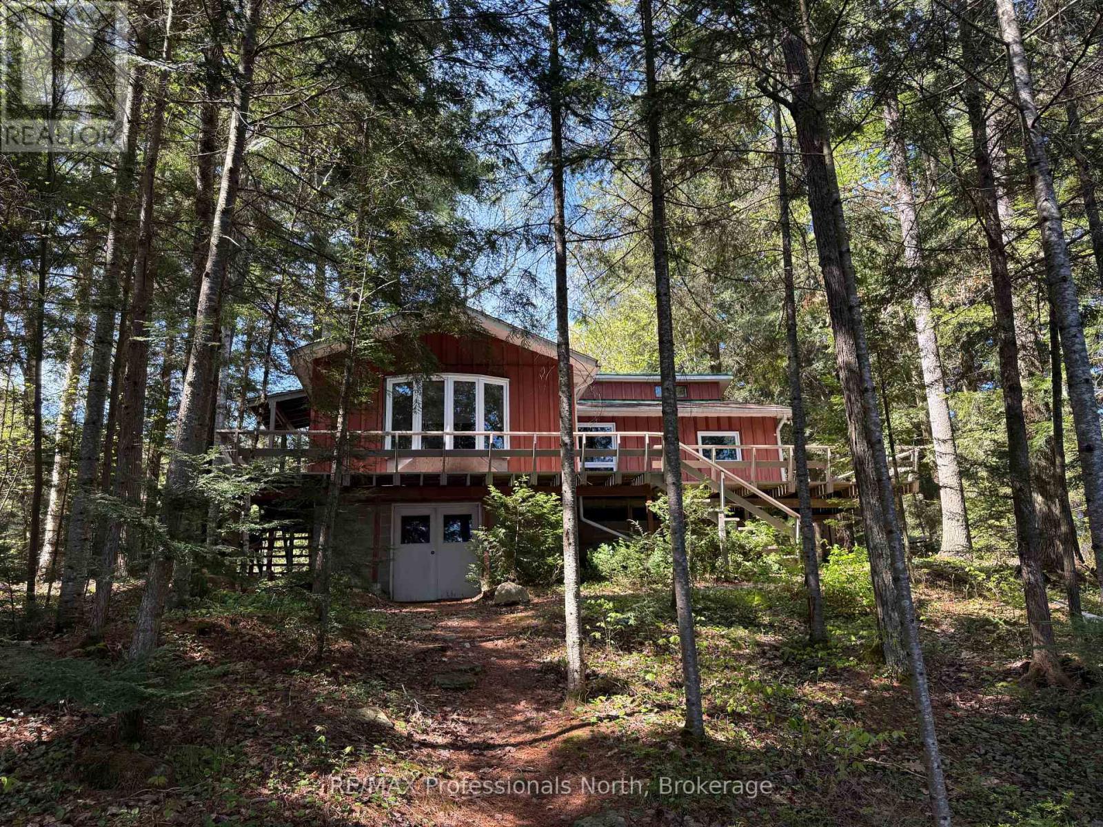 6547 KENNISIS LAKE ROAD, Dysart et al, Ontario