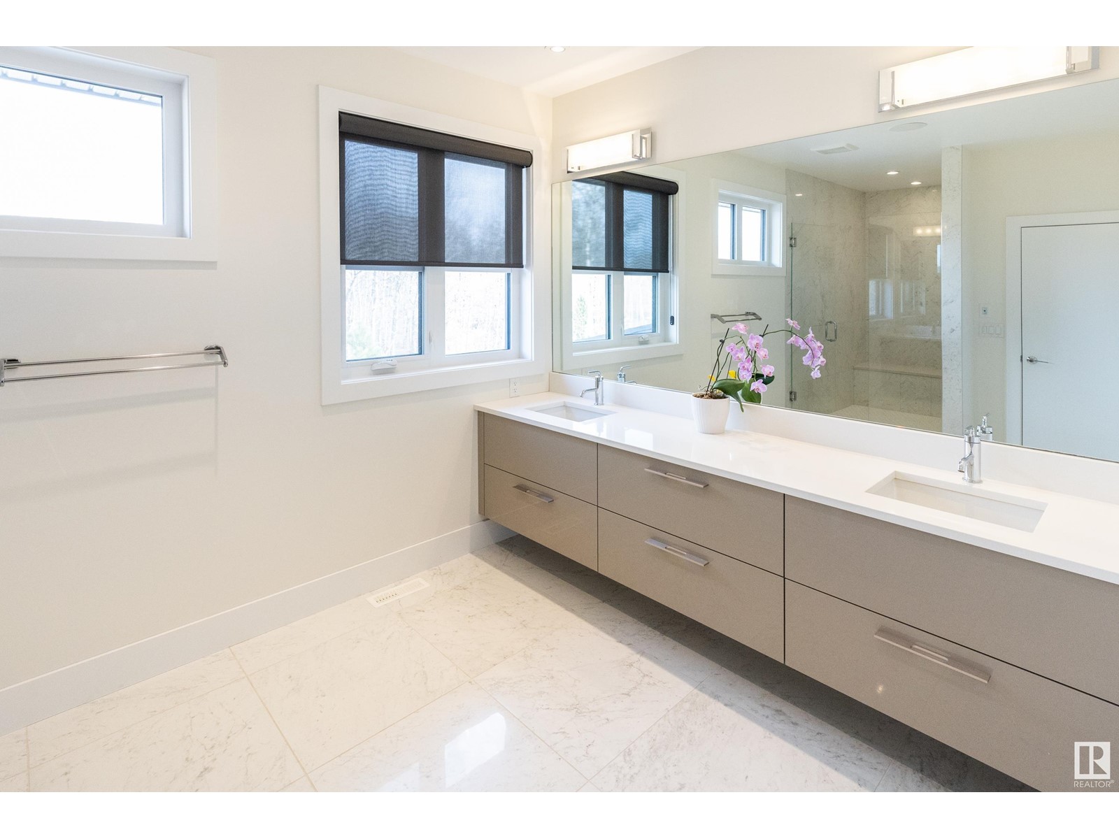 Property at 170 52367 RGE ROAD 223 image 5