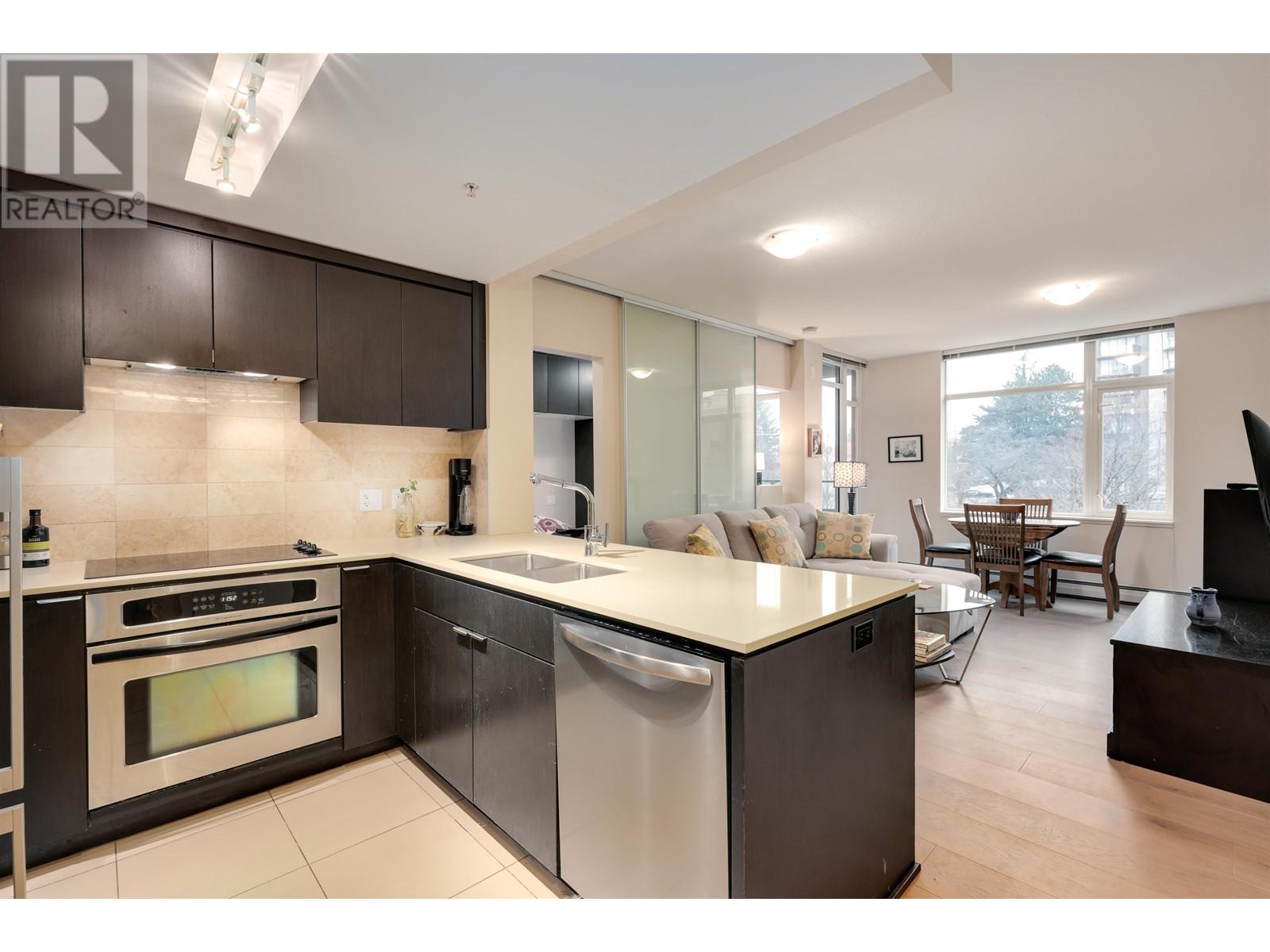 301 158 West 13th Street, North Vancouver, British Columbia  V7M 0A7 - Photo 11 - R2977093