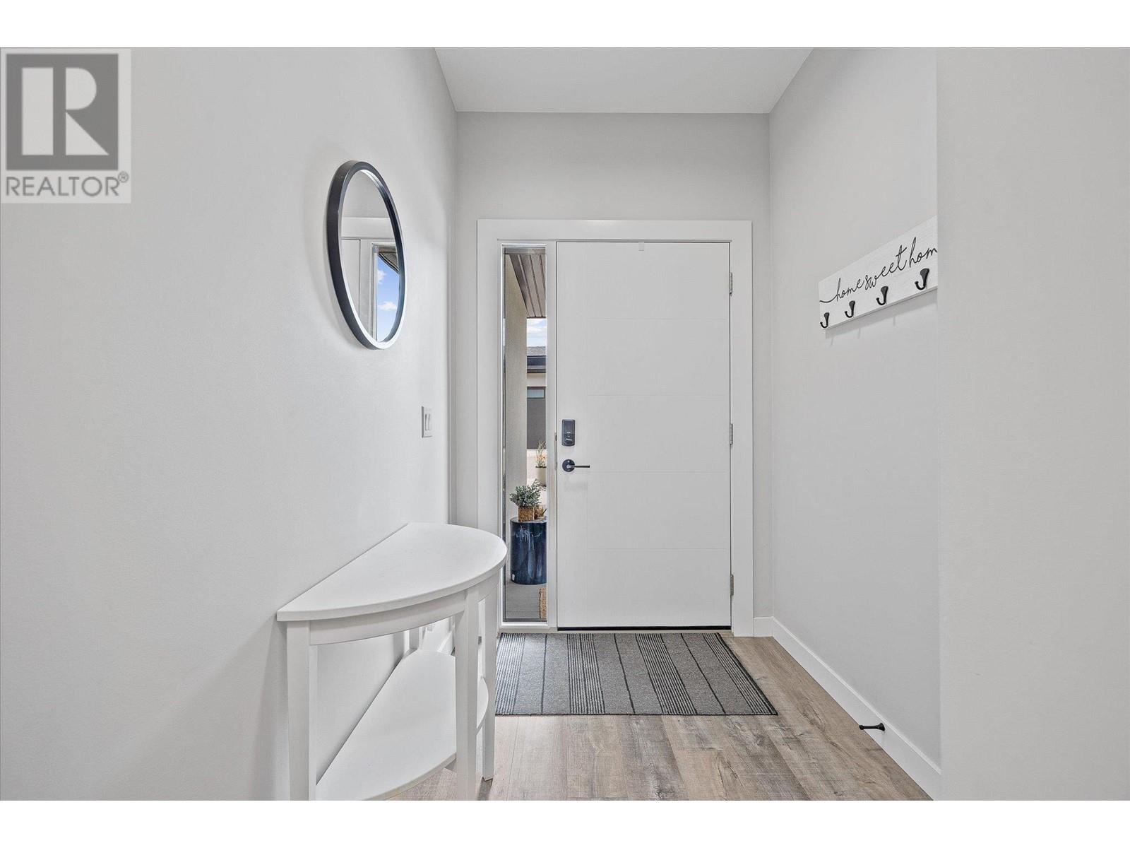 Property at 3361 Aspen Lane image 3