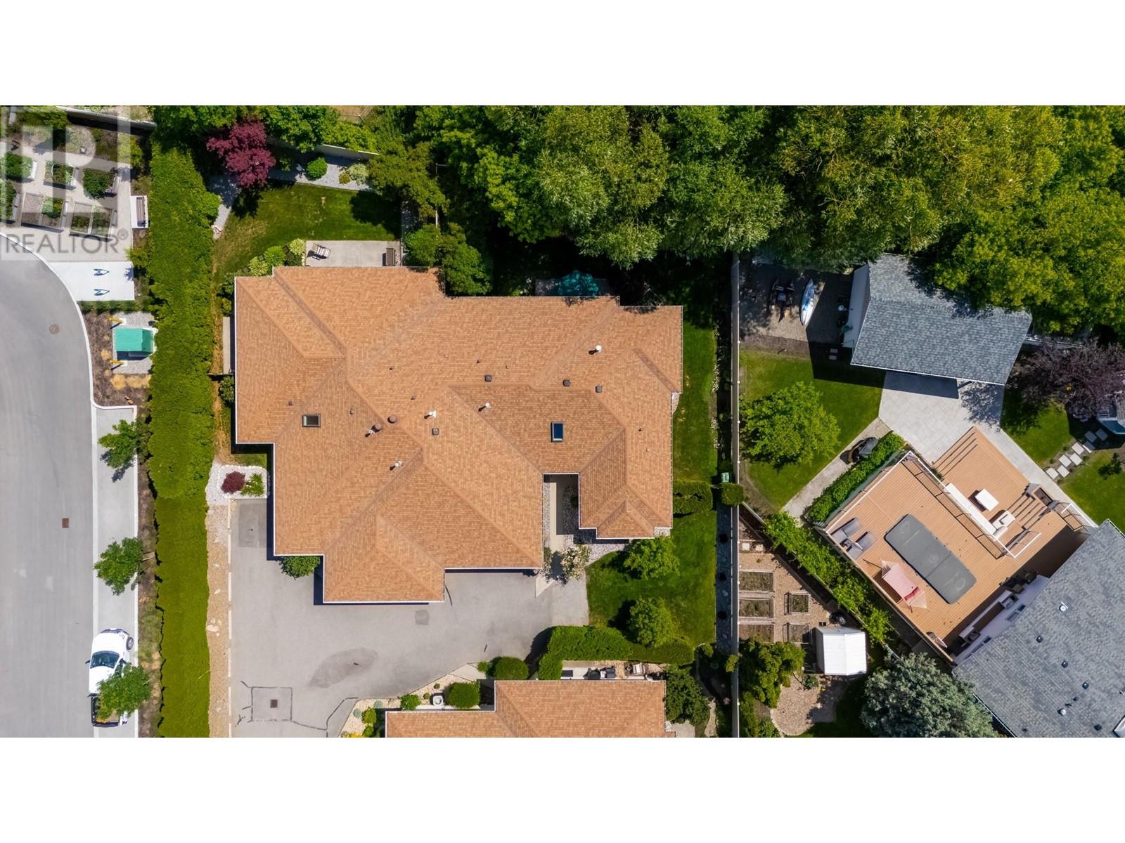Property at 4141 Lakeshore Road Unit# 2 image 4