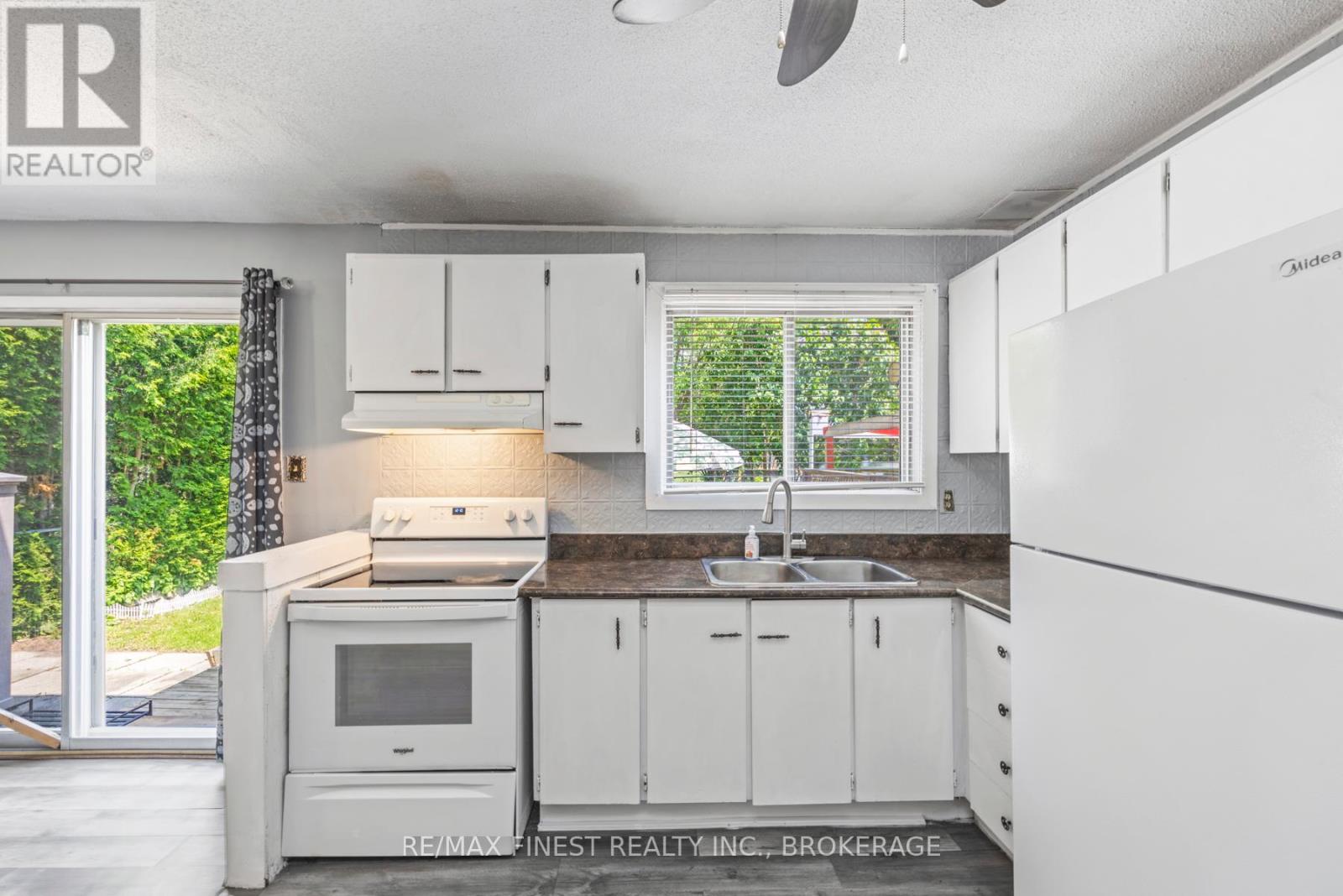 840 Milford Drive, Kingston (North Of Taylor-Kidd Blvd), Ontario  K7P 1A8 - Photo 13 - X12199666