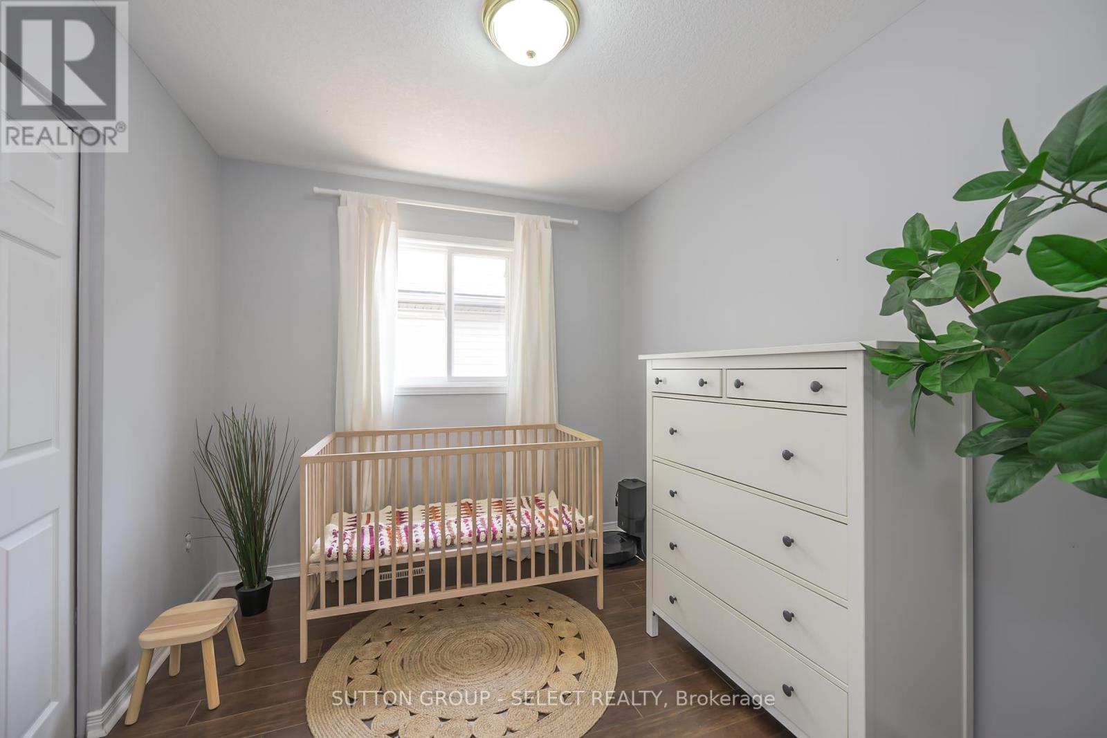 1868 Purcell Drive, London East, Ontario  N5W 6E3 - Photo 14 - X12199808