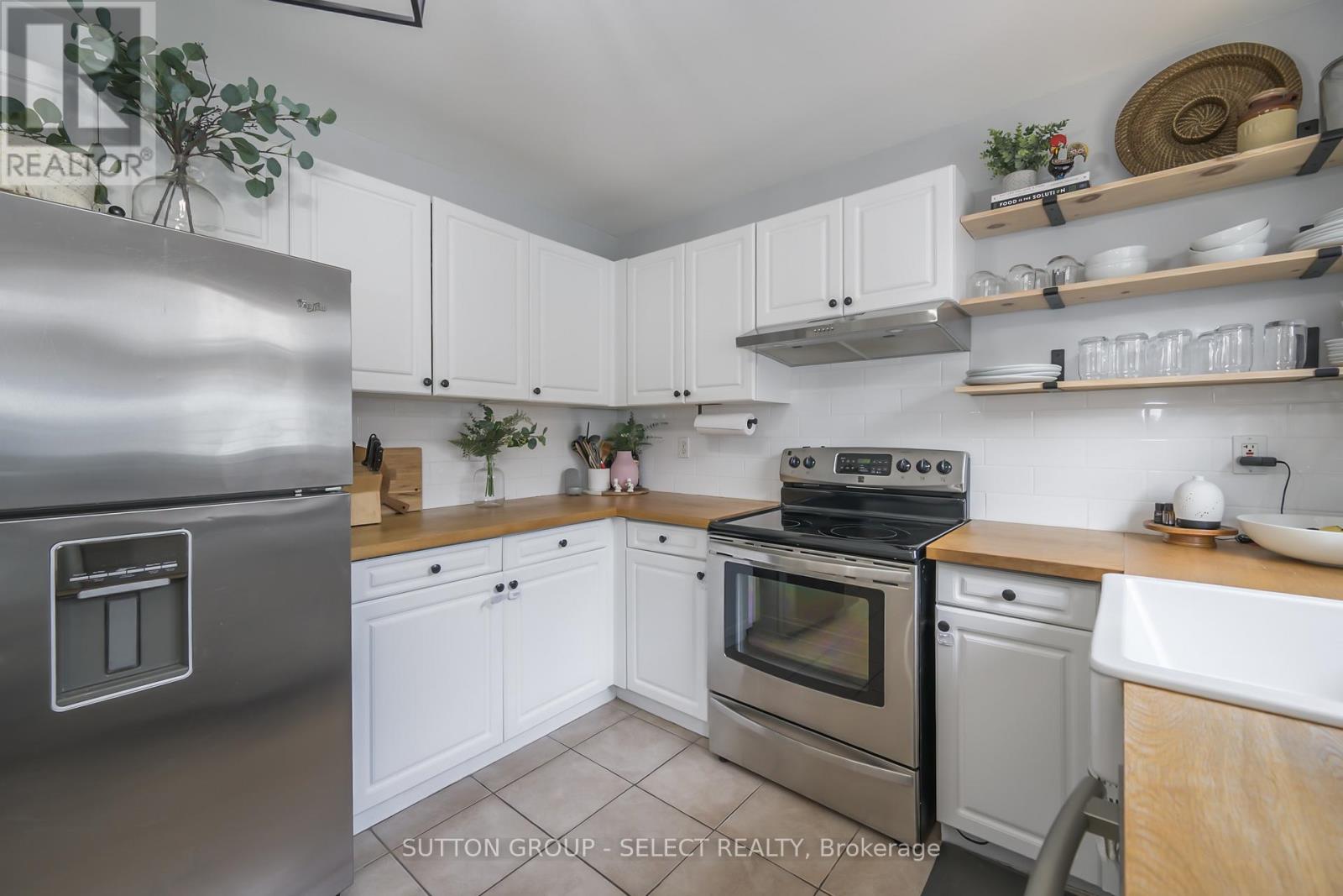 1868 Purcell Drive, London East, Ontario  N5W 6E3 - Photo 7 - X12199808