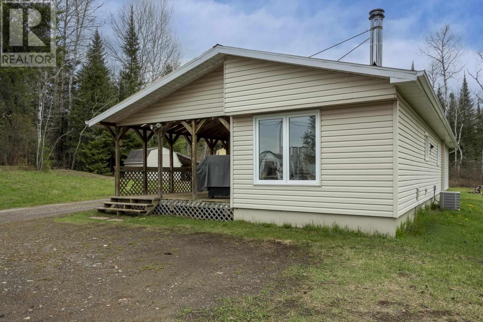 Property at 4 Seed RD image 3