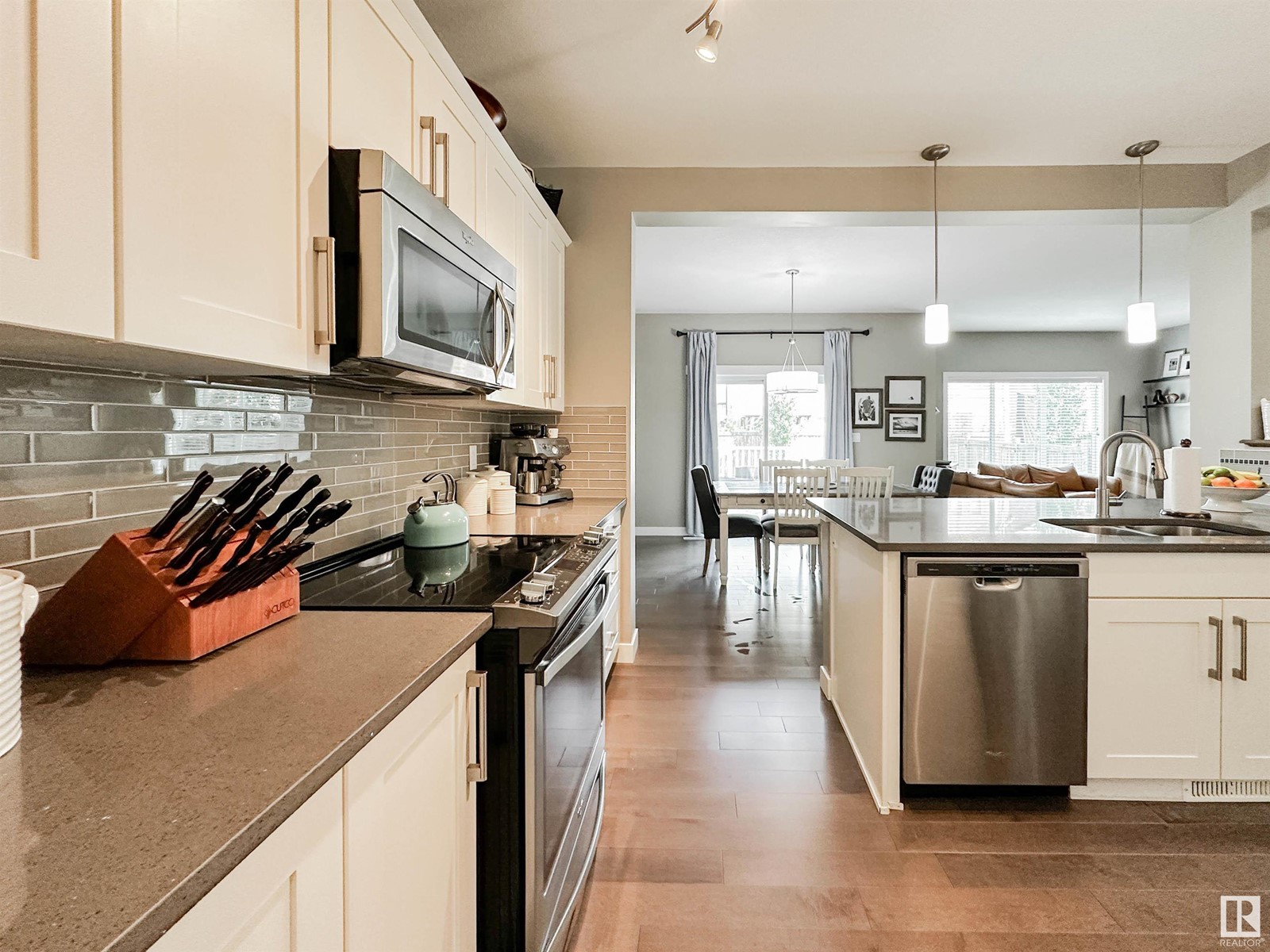 1295 Secord Landing Ld Nw, Edmonton, Alberta  T5T 4W7 - Photo 10 - E4440586