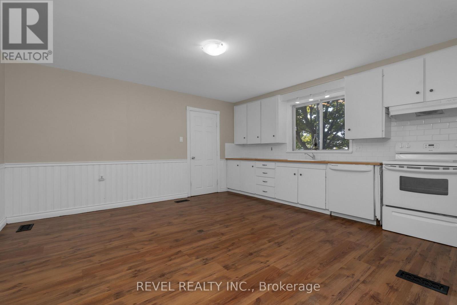 7281 9th Line, Essa, Ontario  L0L 2N0 - Photo 7 - N12199511