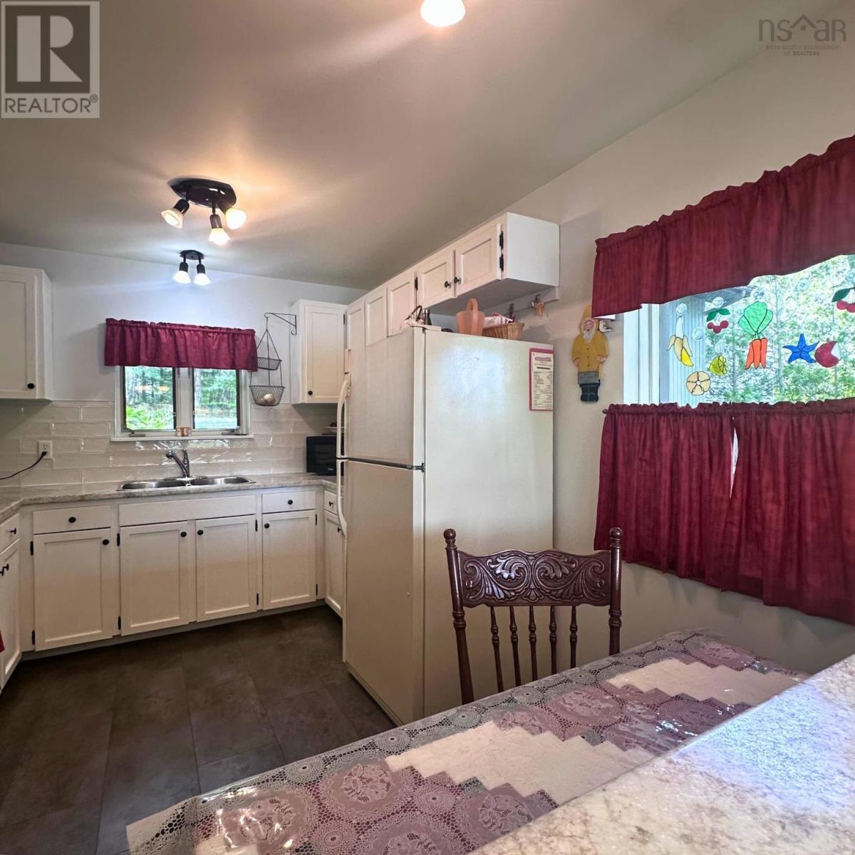 93 Lakeview Circle, Conquerall Mills, Nova Scotia  B4V 6A9 - Photo 13 - 202513473