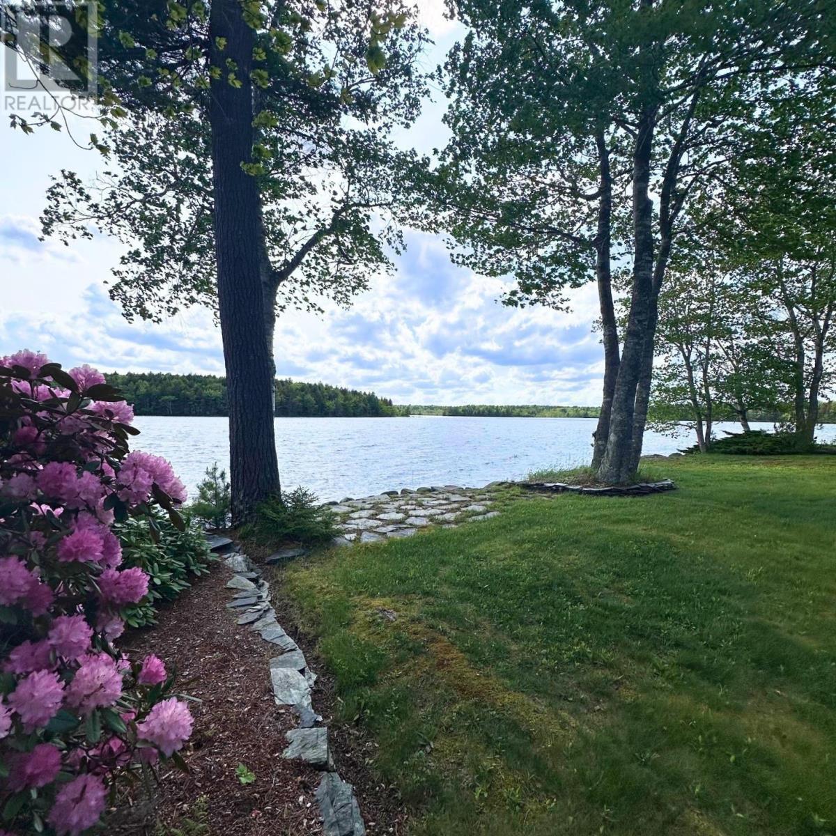 93 Lakeview Circle, Conquerall Mills, Nova Scotia  B4V 6A9 - Photo 4 - 202513473