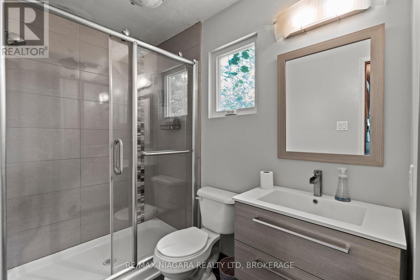 705 Metler Road, Pelham, Ontario  L0S 1C0 - Photo 27 - X12199671