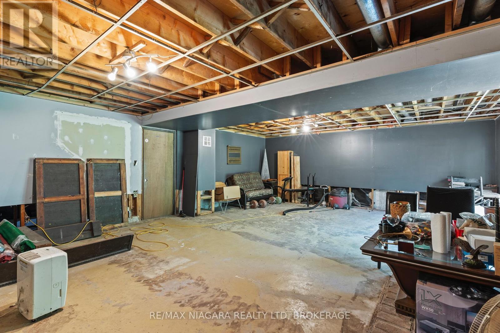 705 Metler Road, Pelham, Ontario  L0S 1C0 - Photo 29 - X12199671