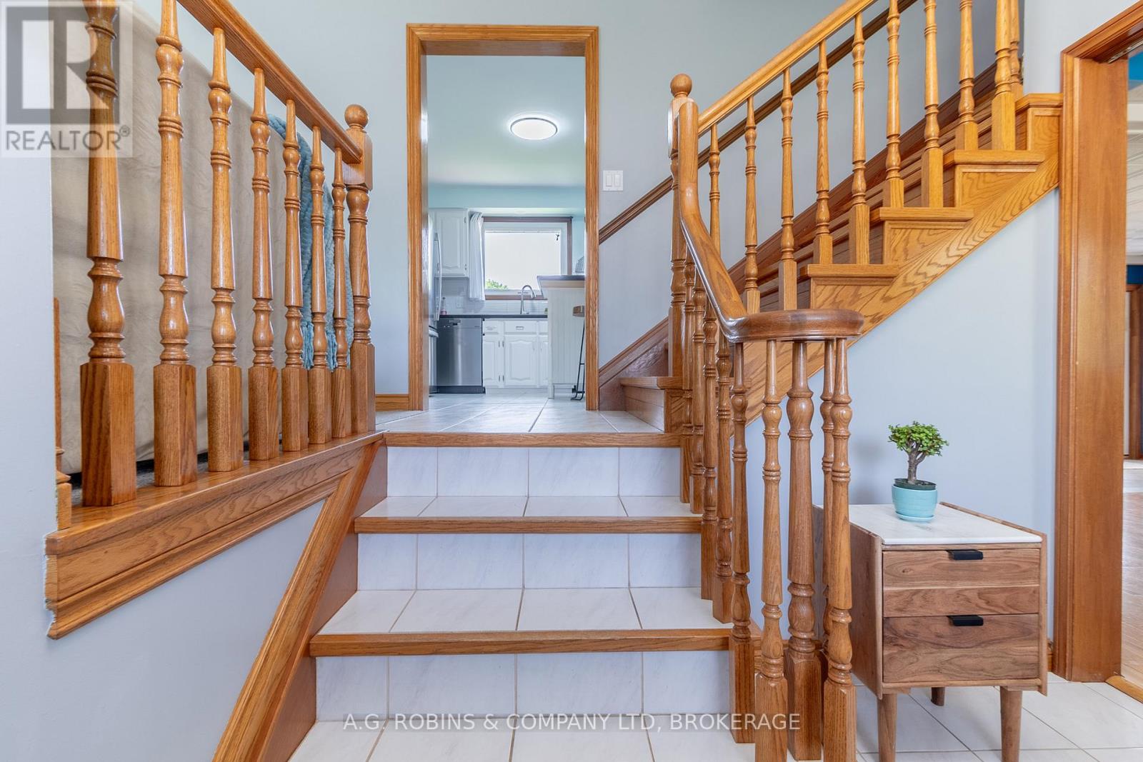 Property at 87 LOYALIST DRIVE image 3