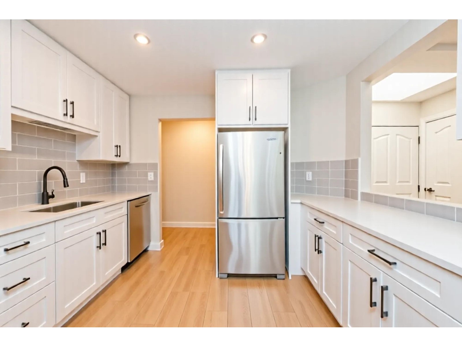 304 33401 Mayfair Avenue, Abbotsford, British Columbia  V2S 6Z2 - Photo 8 - R3011831