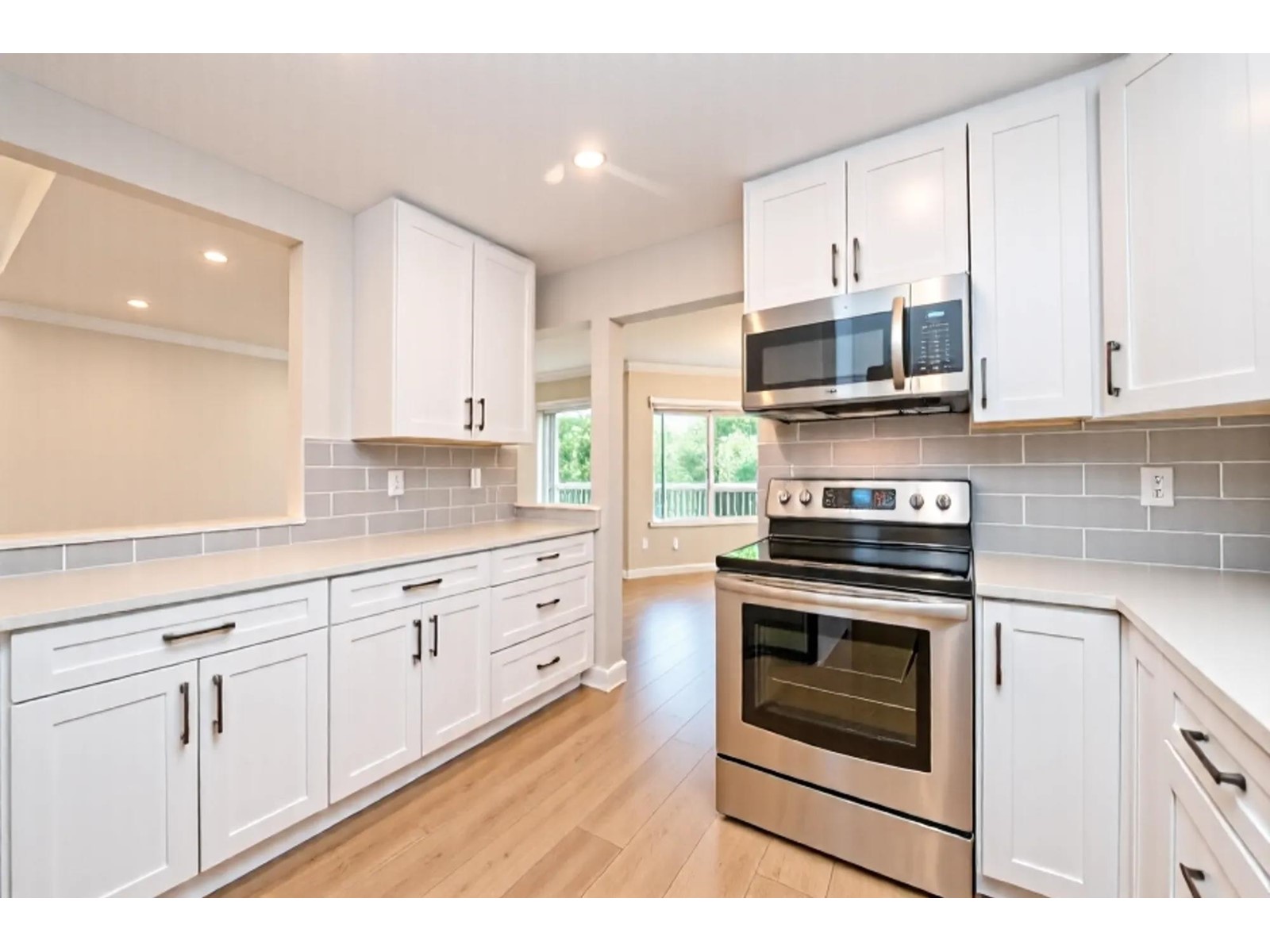 304 33401 Mayfair Avenue, Abbotsford, British Columbia  V2S 6Z2 - Photo 9 - R3011831