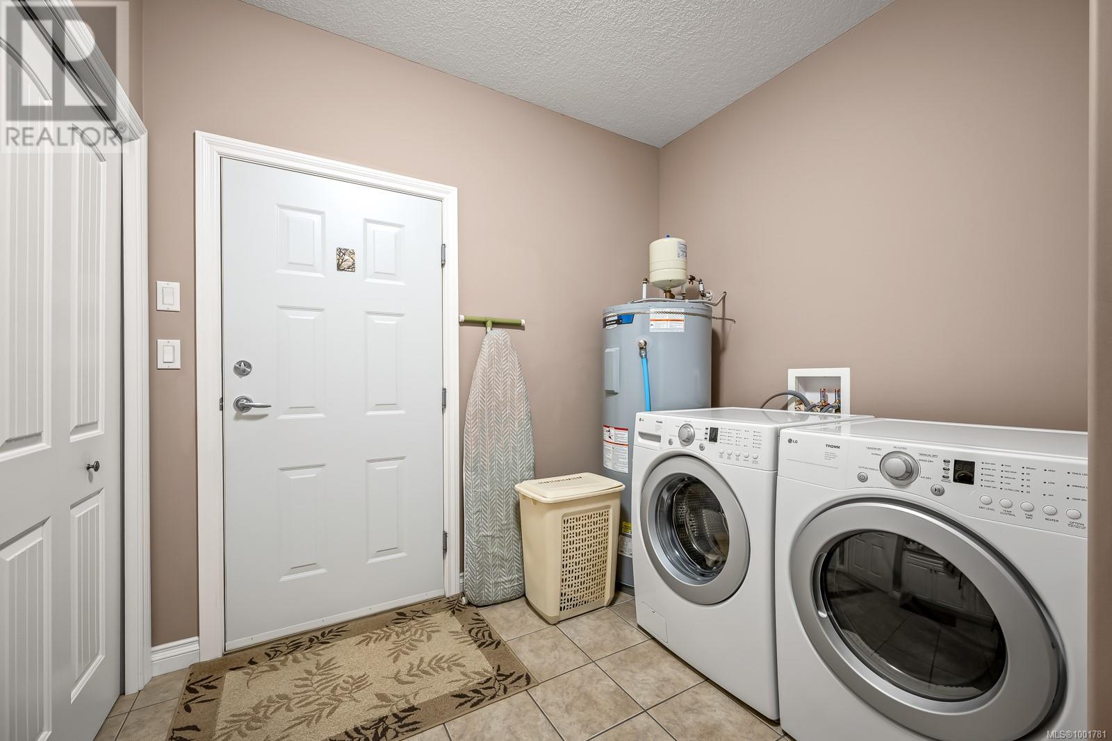 3661 Cameron Rd, Courtenay, British Columbia  V9N 9R5 - Photo 33 - 1001781