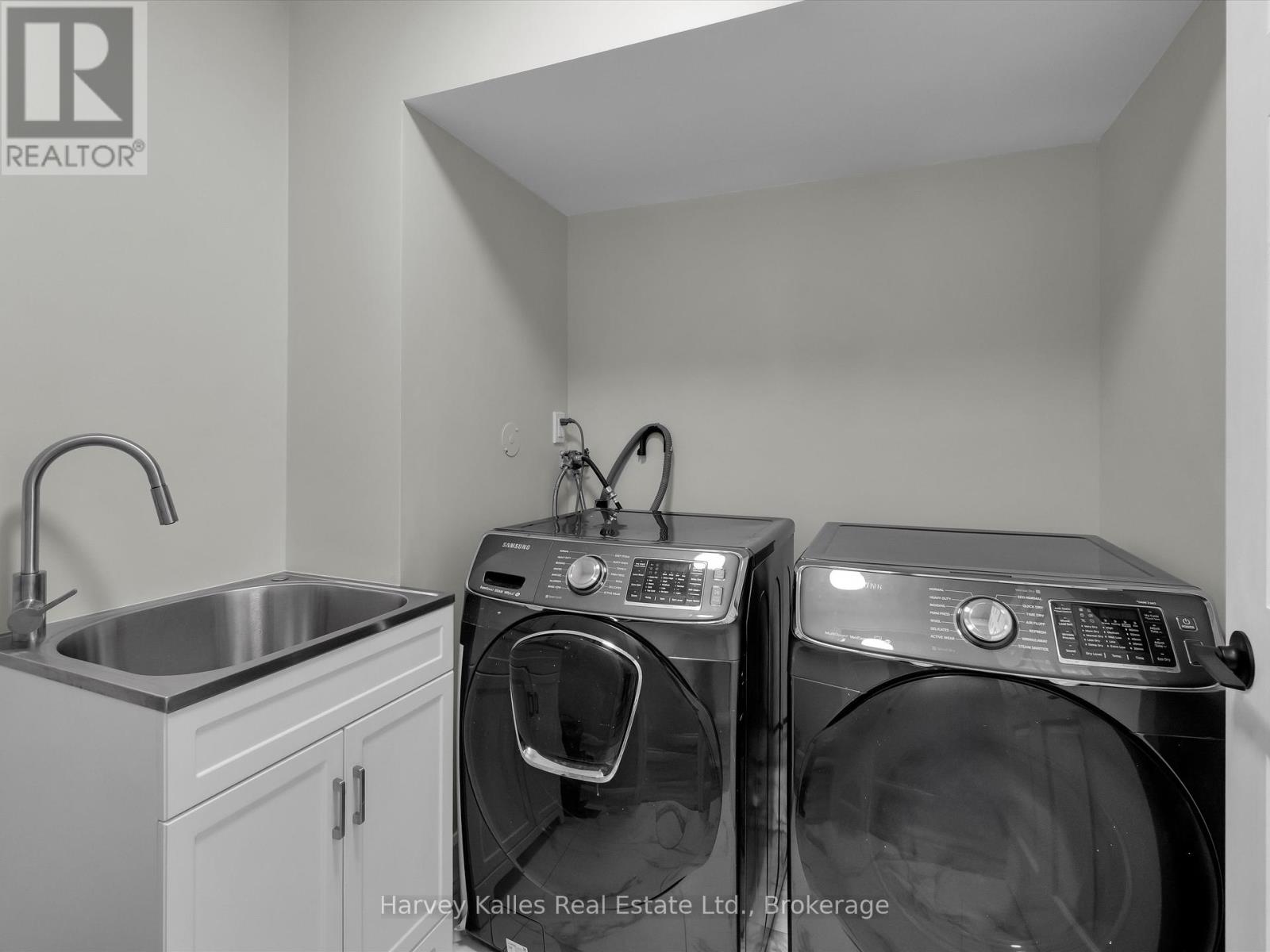 155 Highway 632 Highway, Seguin, Ontario  P0C 1J0 - Photo 17 - X12199635