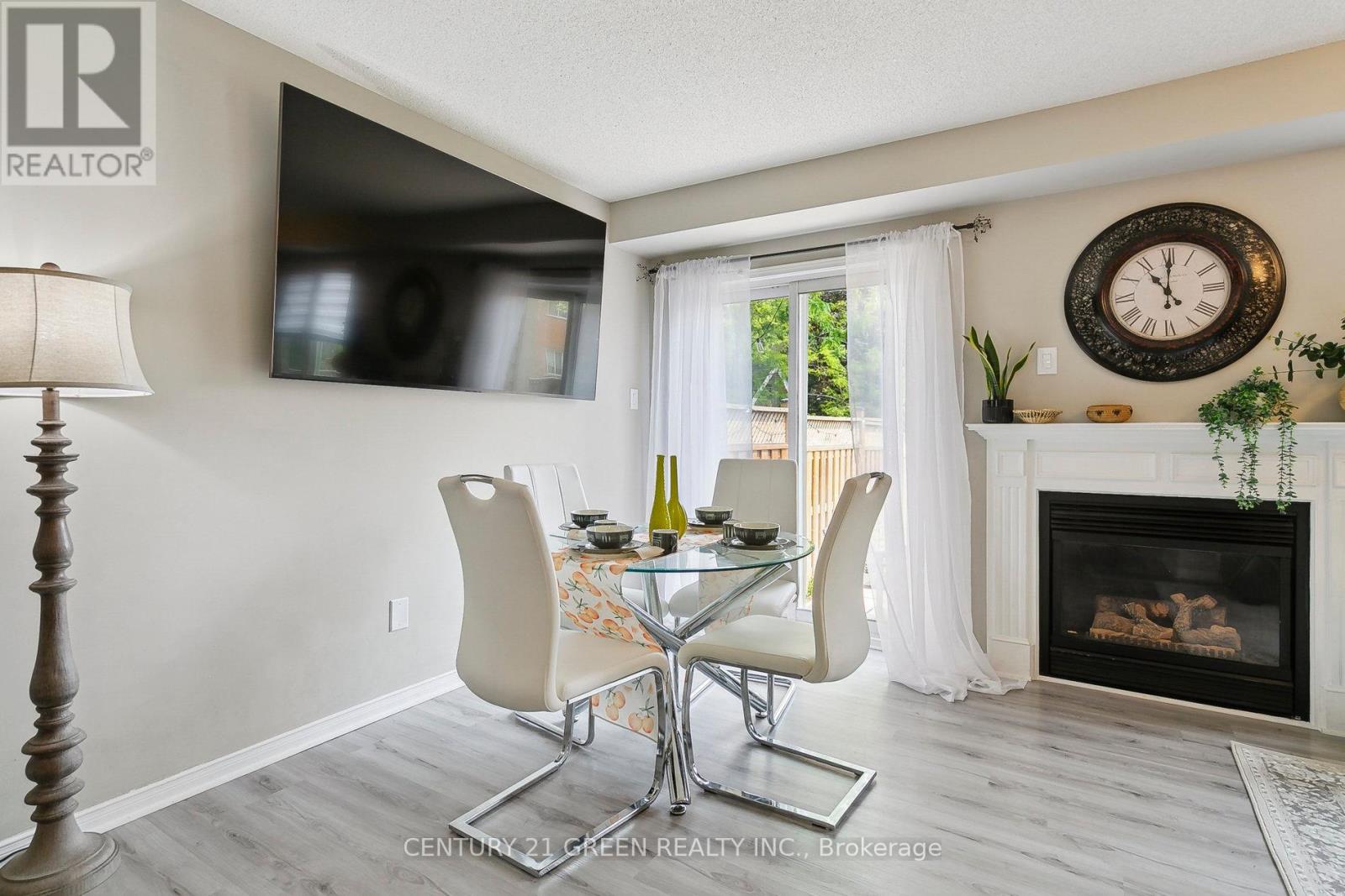 2046 Glenhampton Road, Oakville, Ontario  L6M 3T9 - Photo 11 - W12199531
