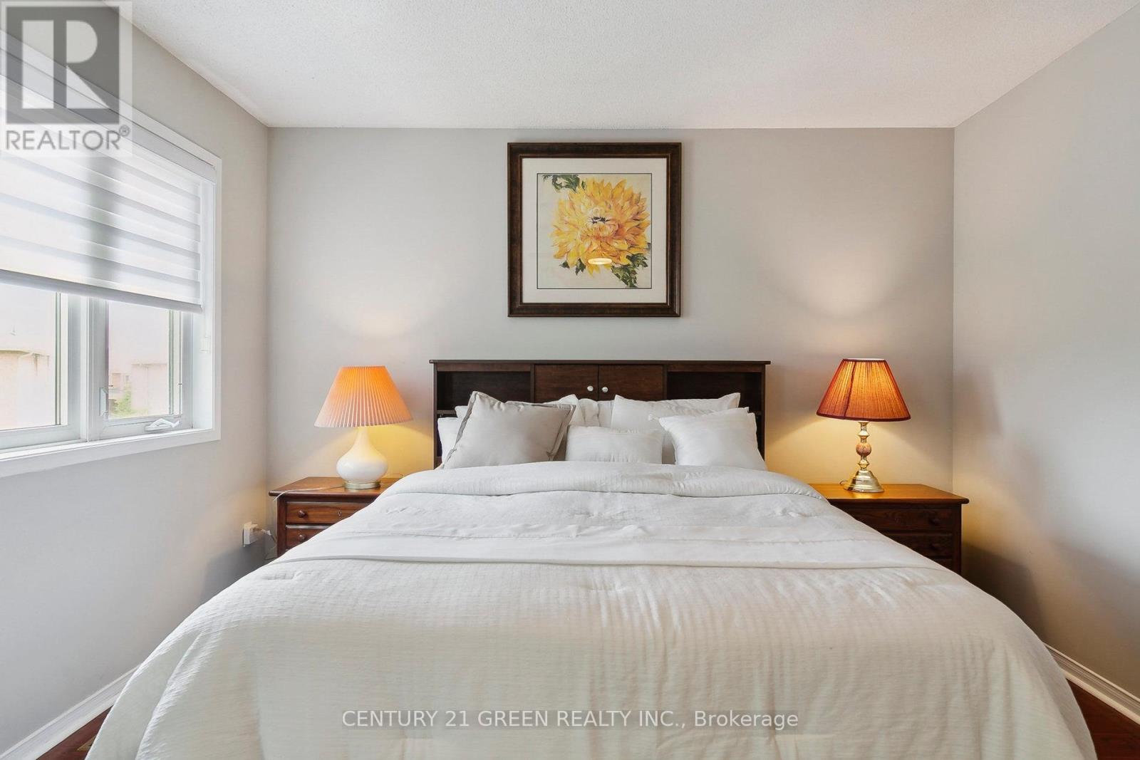 2046 Glenhampton Road, Oakville, Ontario  L6M 3T9 - Photo 18 - W12199531