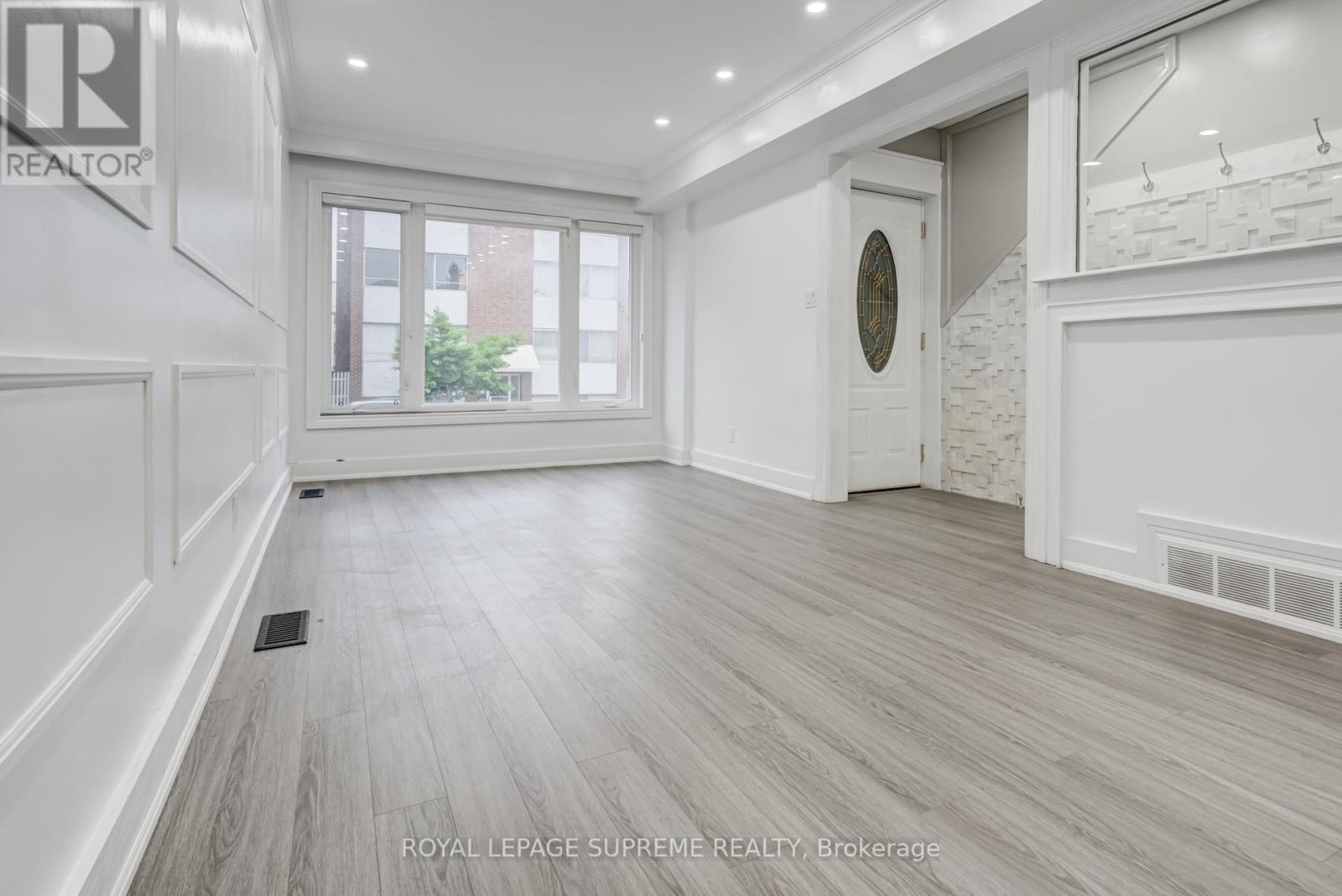 1 - 118 Runnymede Road, Toronto, Ontario  M6S 2Y3 - Photo 3 - W12199558