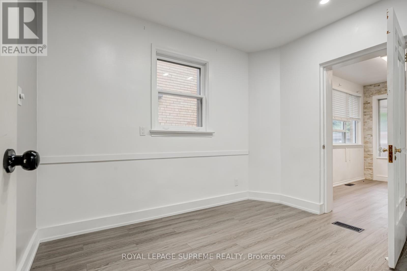 1 - 118 Runnymede Road, Toronto, Ontario  M6S 2Y3 - Photo 9 - W12199558