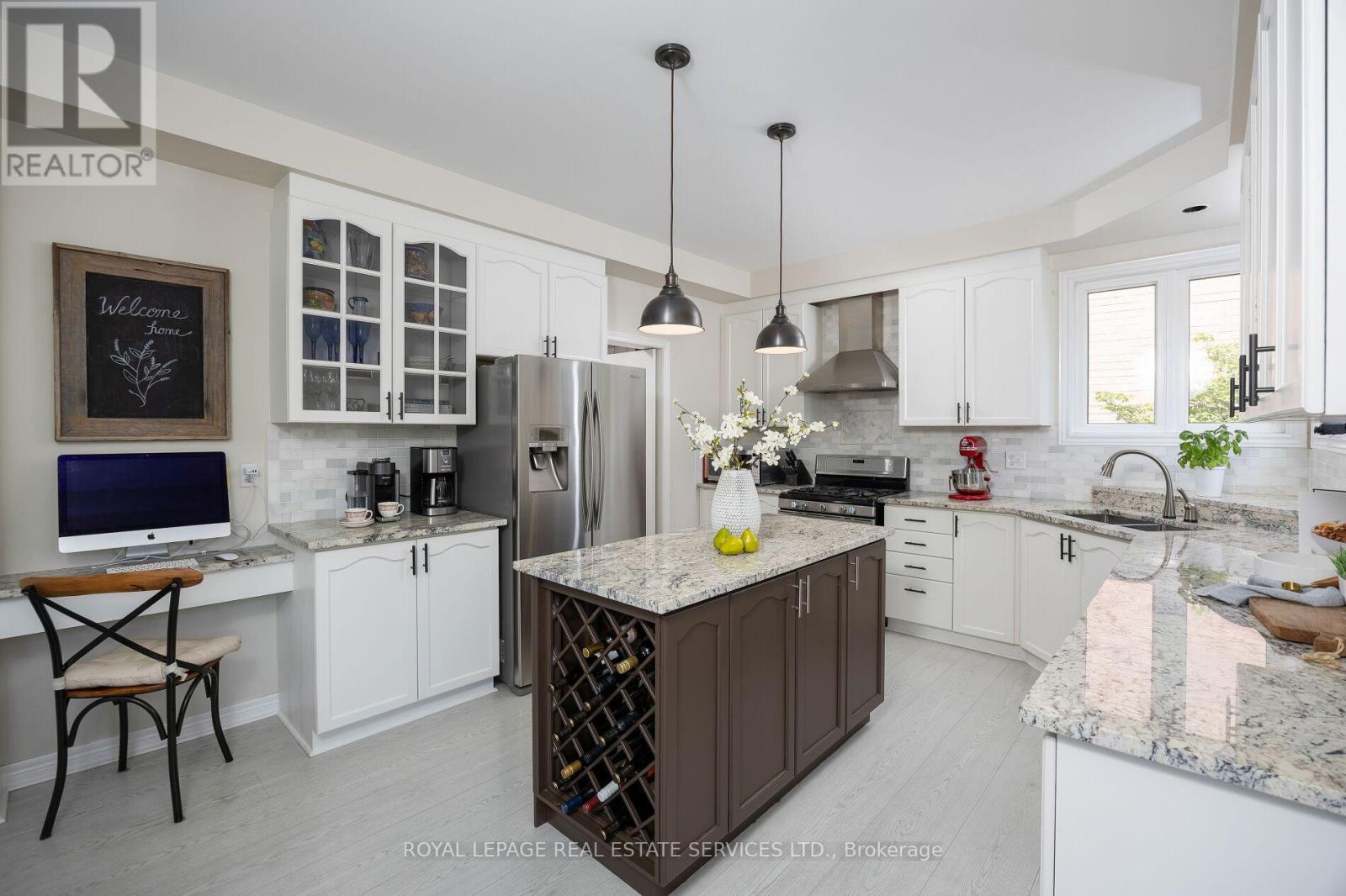 2182 Mariposa Road, Oakville, Ontario  L6M 4R9 - Photo 21 - W12199608