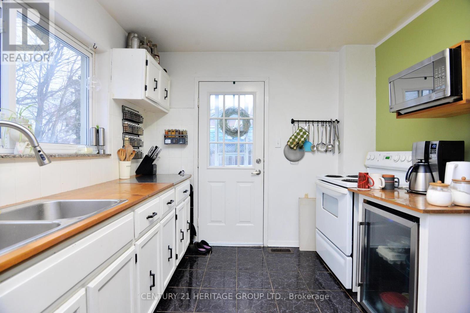 2266 Brookhurst Road, Mississauga, Ontario  L5J 1P9 - Photo 14 - W12199614