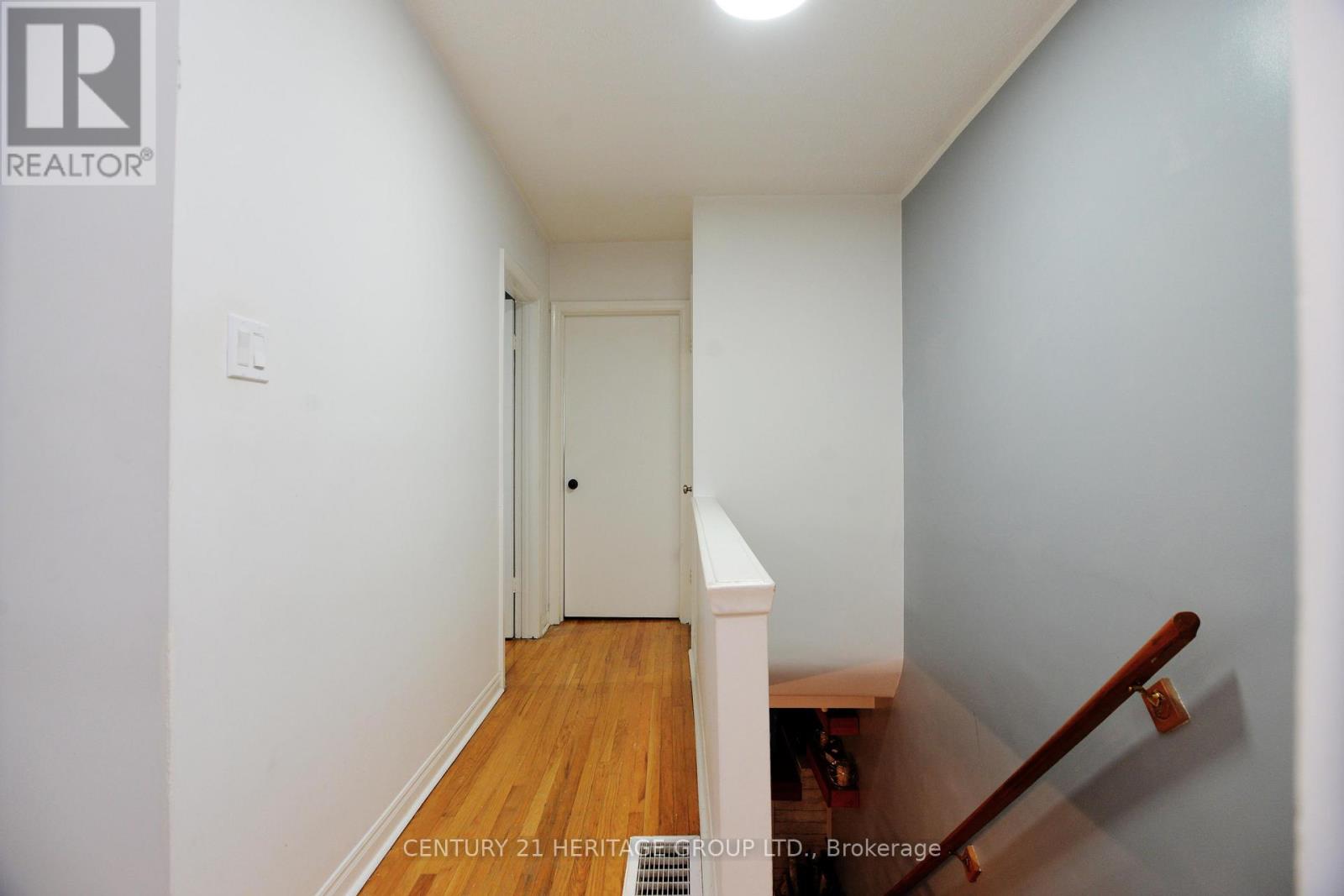 2266 Brookhurst Road, Mississauga, Ontario  L5J 1P9 - Photo 17 - W12199614