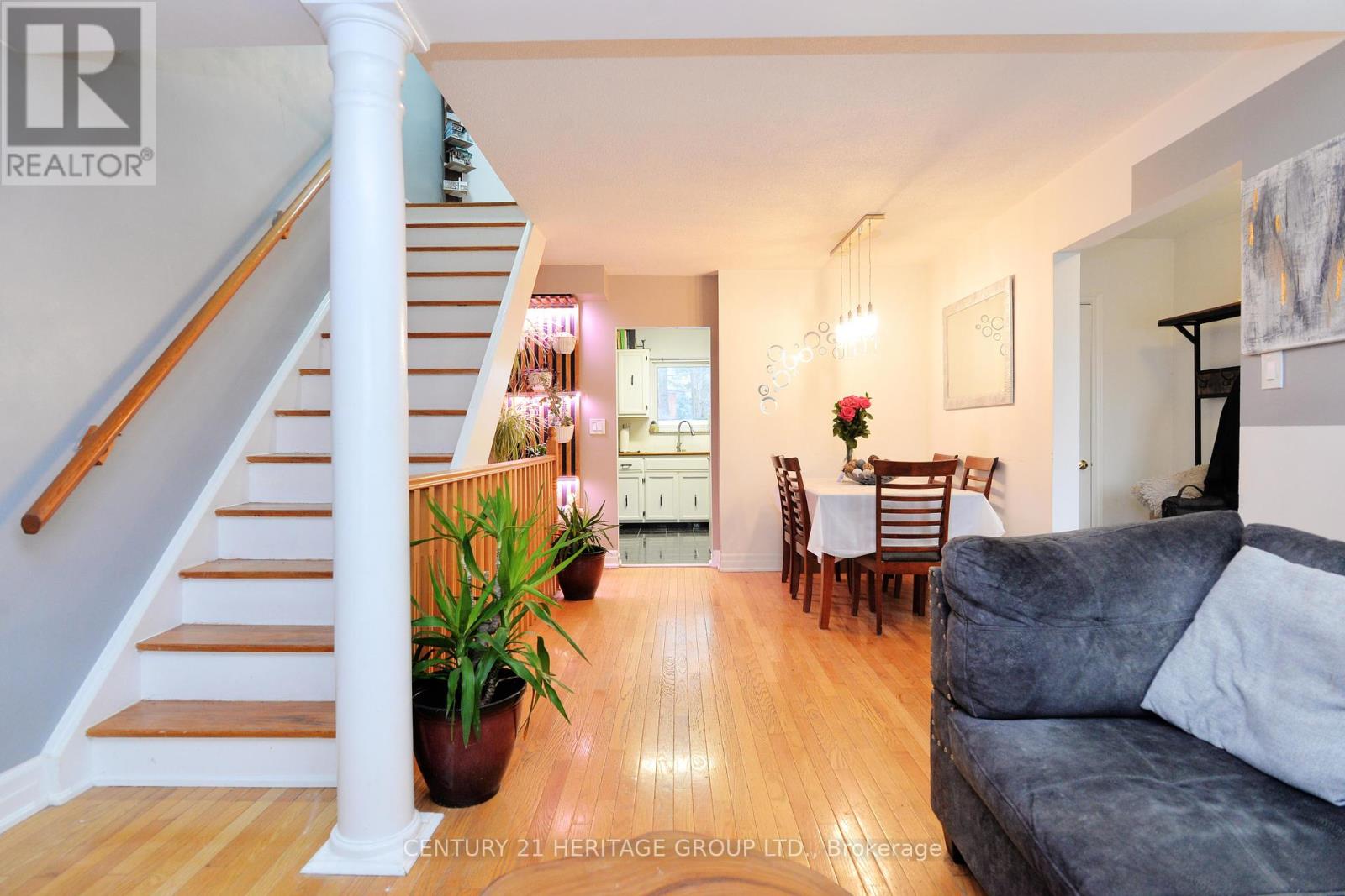 2266 Brookhurst Road, Mississauga, Ontario  L5J 1P9 - Photo 8 - W12199614