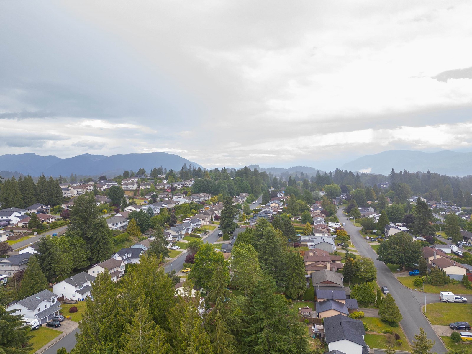 8061 Caribou Street, Mission, British Columbia  V2V 5R1 - Photo 9 - R2984008