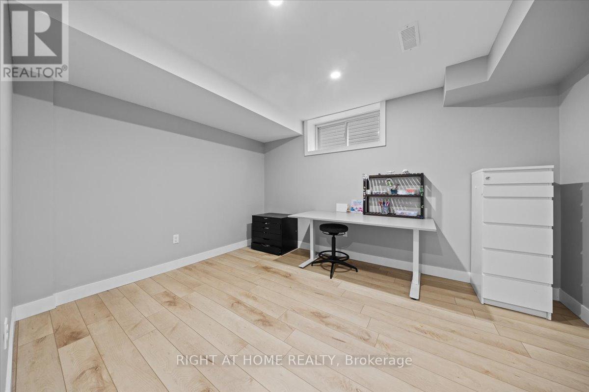 319 Oxer Place, Ottawa, Ontario  K2V 0C6 - Photo 29 - X12199691