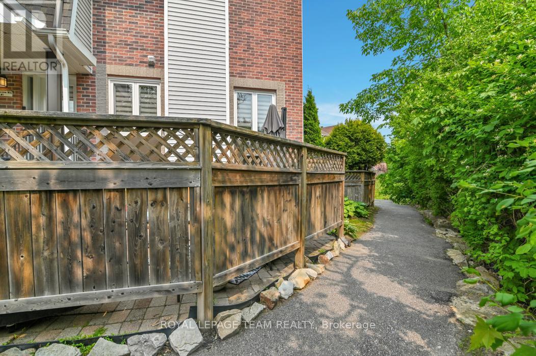 1 - 5 Timberview Way, Ottawa, Ontario  K2H 9M6 - Photo 29 - X12199773