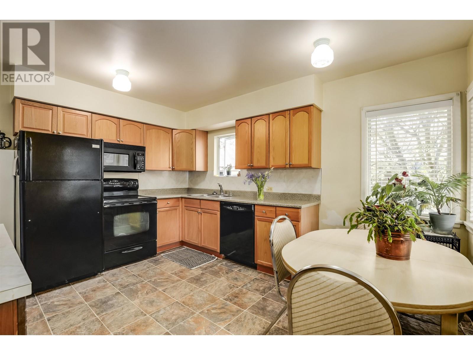 7475 Knight Street, Vancouver, British Columbia  V5P 2X1 - Photo 7 - R3011877