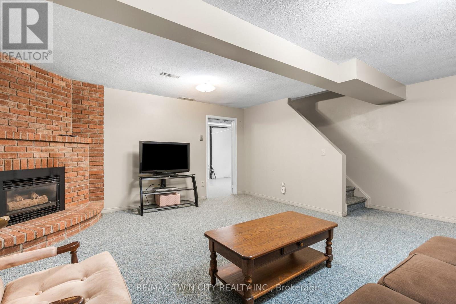 147 Gray Street, Kitchener, Ontario  N2A 3R1 - Photo 25 - X12199607