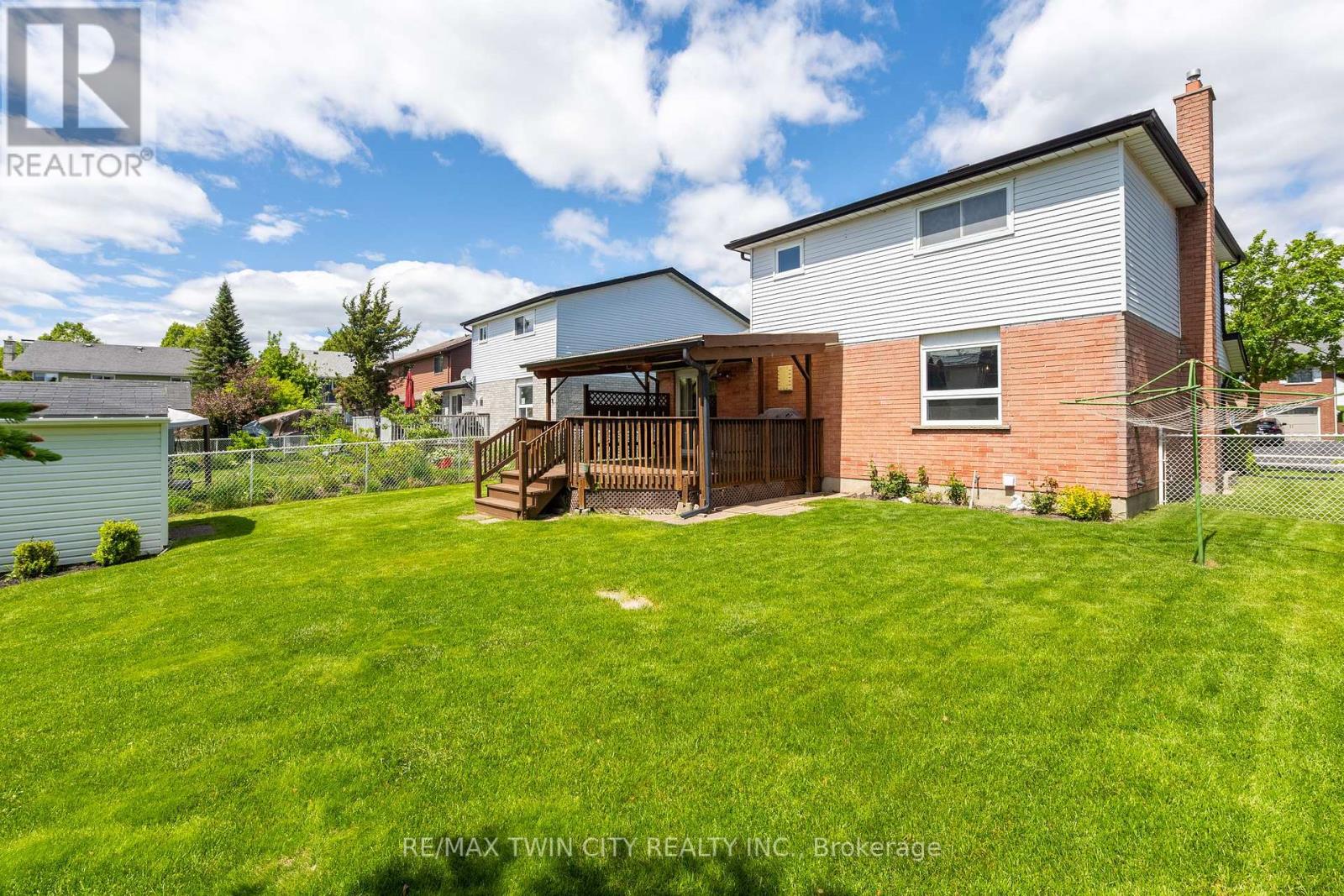147 Gray Street, Kitchener, Ontario  N2A 3R1 - Photo 35 - X12199607