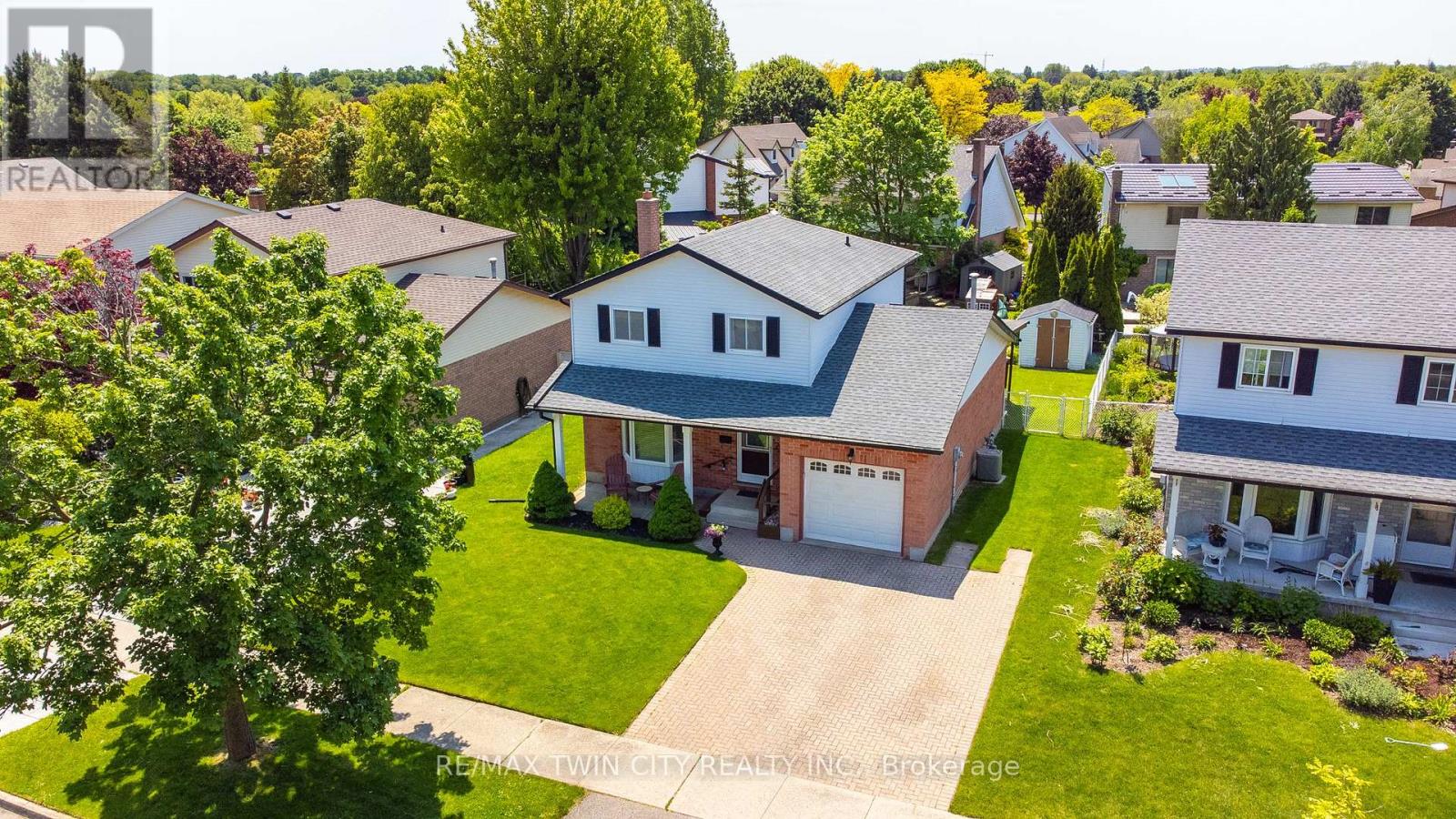 147 Gray Street, Kitchener, Ontario  N2A 3R1 - Photo 37 - X12199607