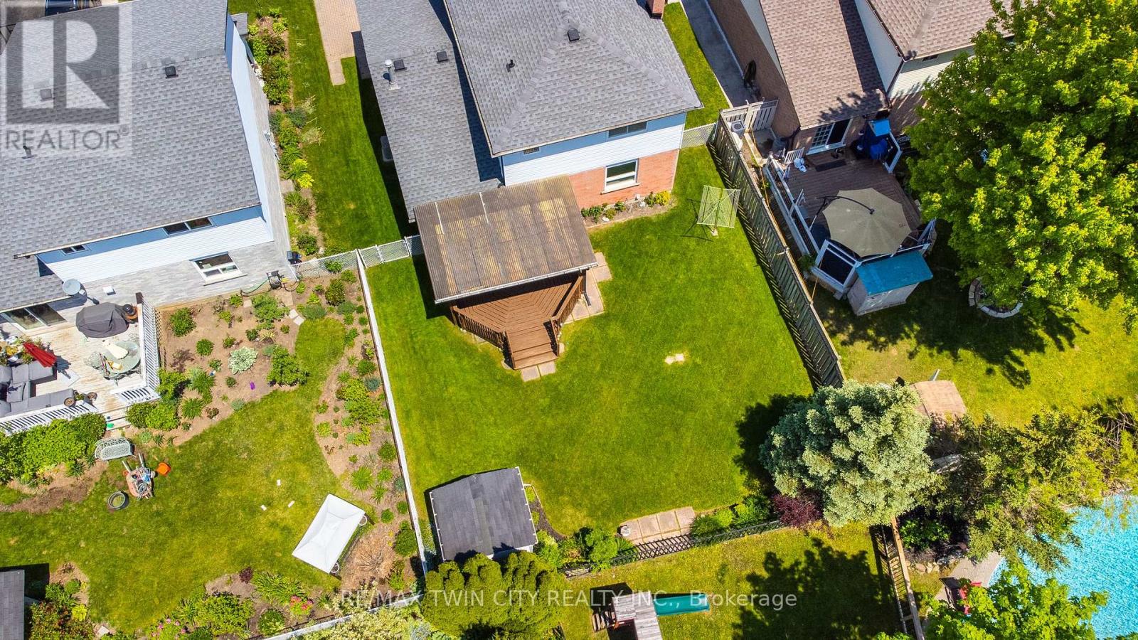 147 Gray Street, Kitchener, Ontario  N2A 3R1 - Photo 40 - X12199607