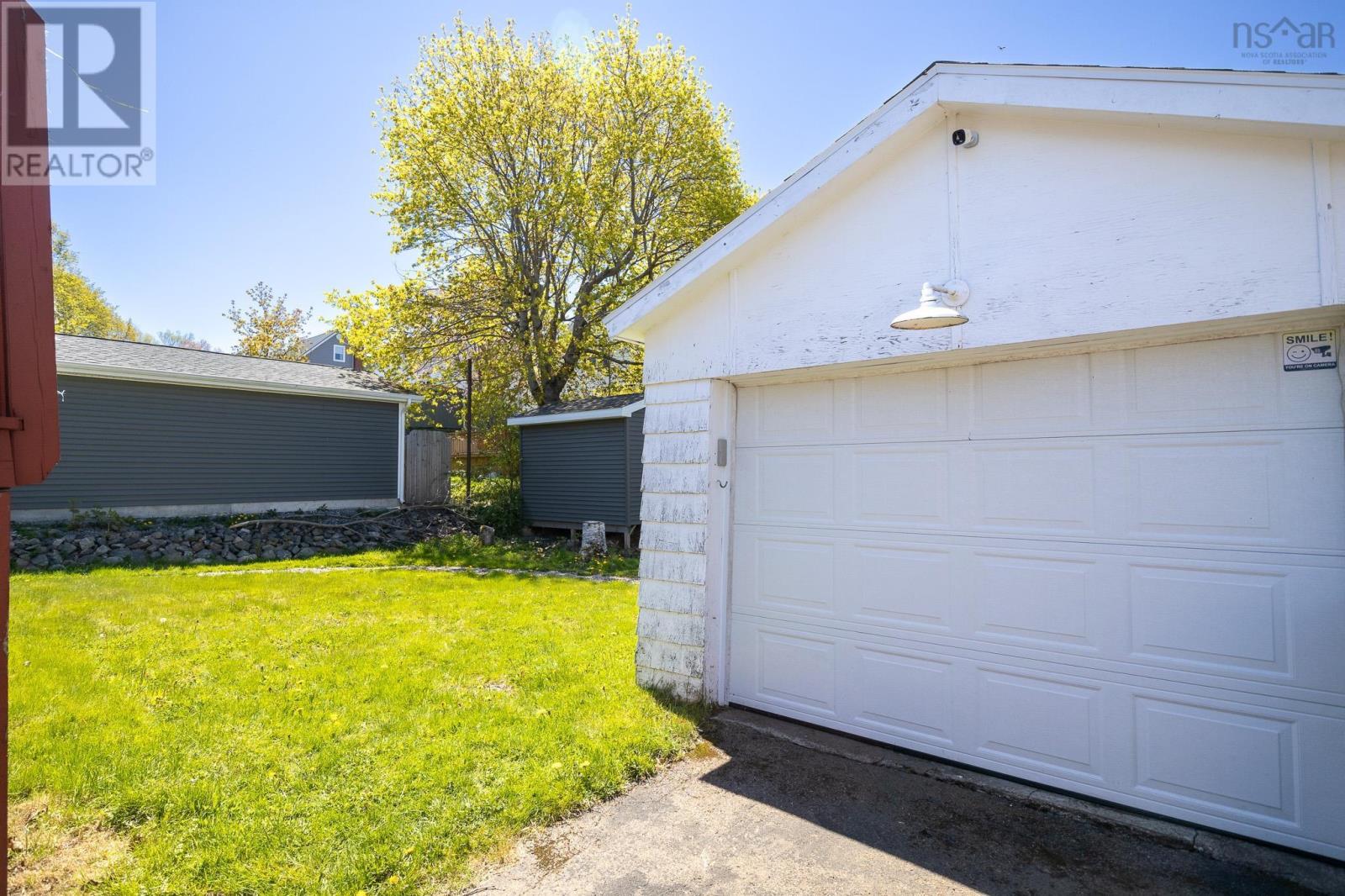Property at 72 Harbourview Drive image 4