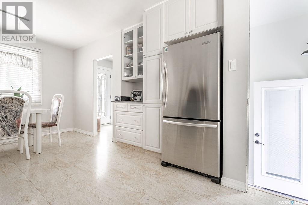 29 Norman Crescent, Saskatoon, Saskatchewan  S7J 2K4 - Photo 8 - SK008457