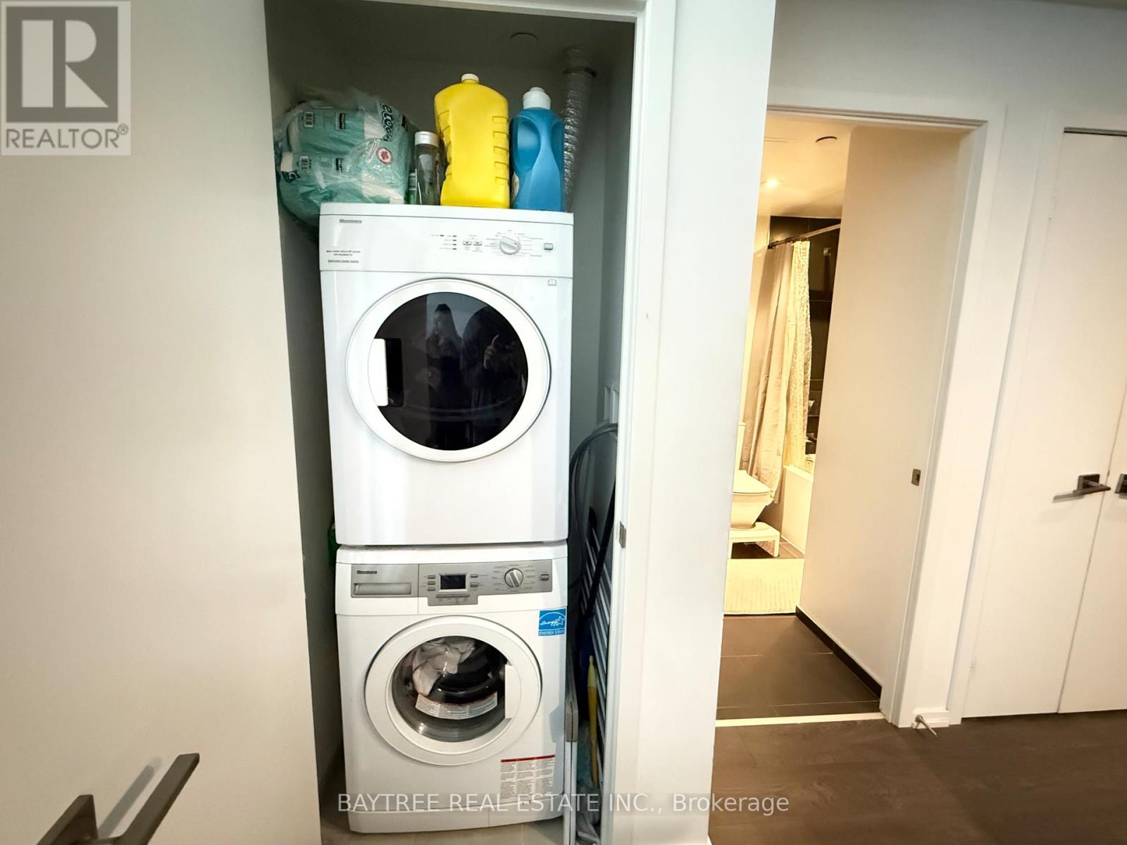 2610 - 70 Temperance Street, Toronto, Ontario  M5H 0B1 - Photo 7 - C12194100