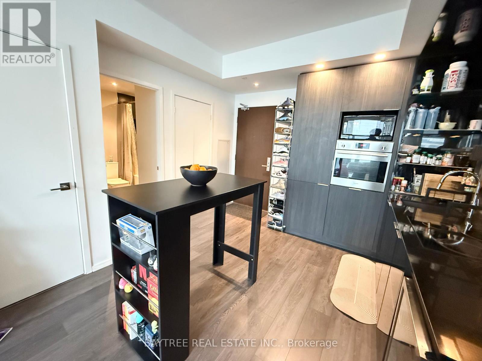 2610 - 70 Temperance Street, Toronto, Ontario  M5H 0B1 - Photo 5 - C12194100