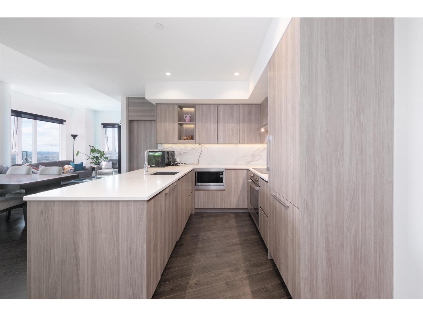 4105 9887 Whalley Boulevard, Surrey, British Columbia  V3T 0P4 - Photo 4 - R2960235