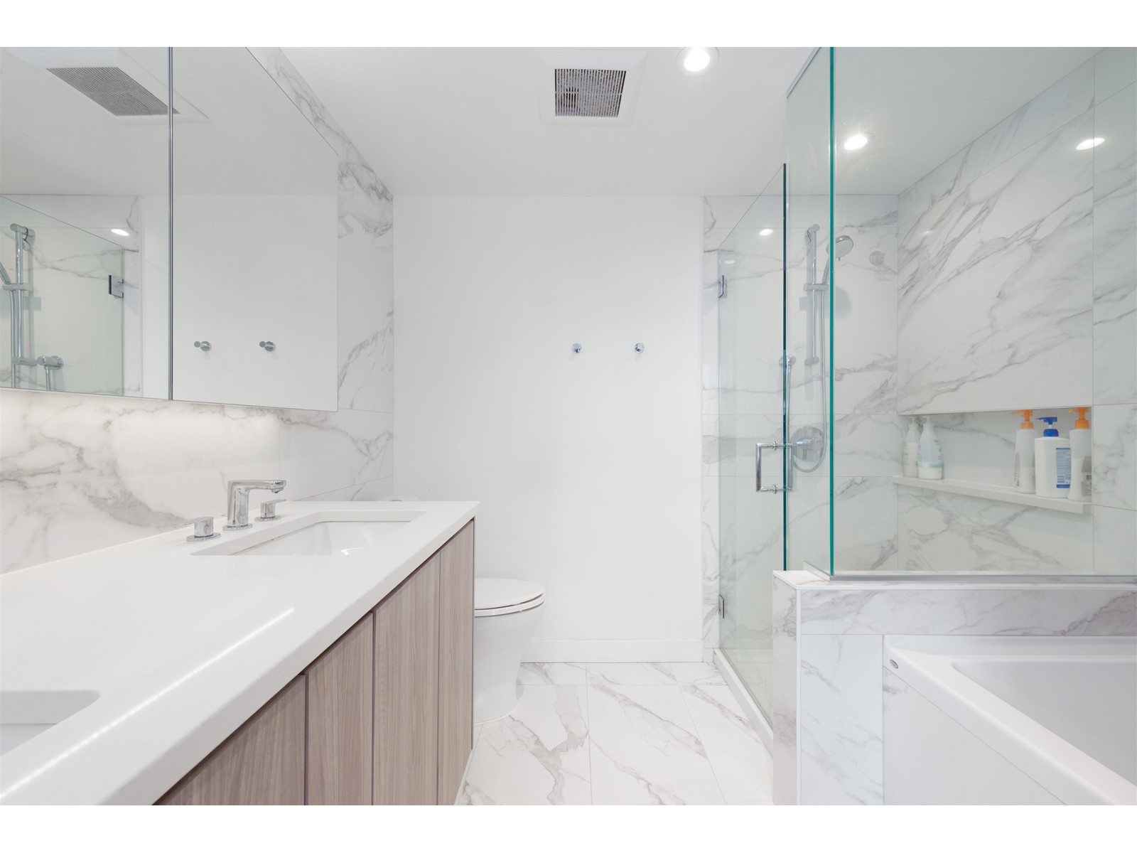 4105 9887 Whalley Boulevard, Surrey, British Columbia  V3T 0P4 - Photo 15 - R2960235